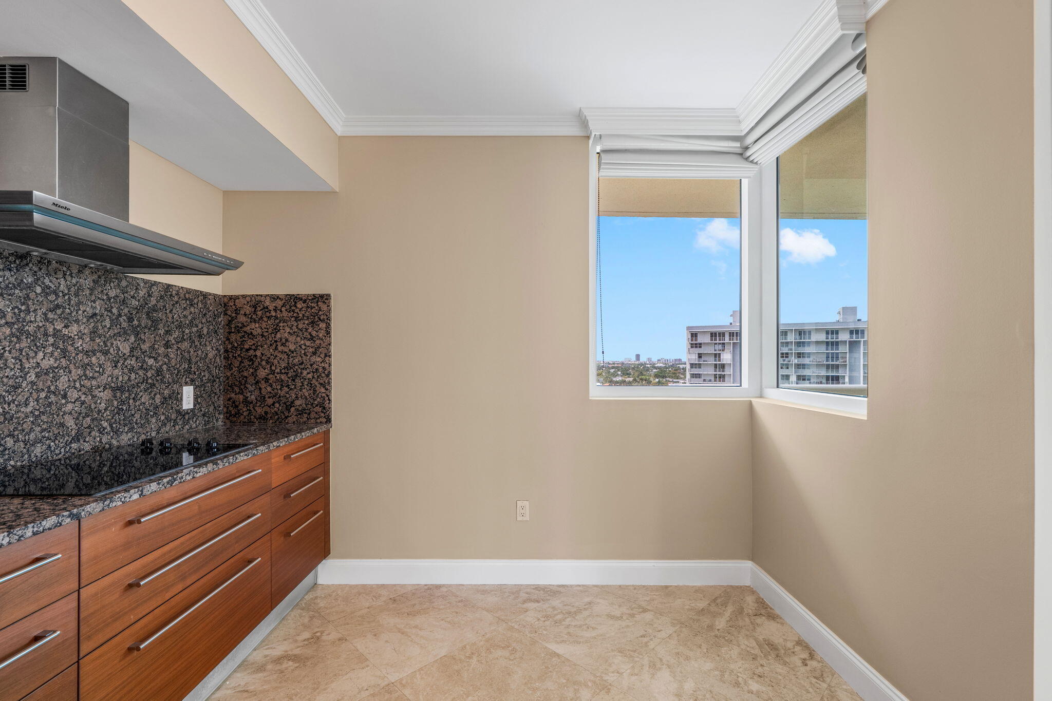 101 S Fort Lauderdale Beach Boulevard Unit: 1206
