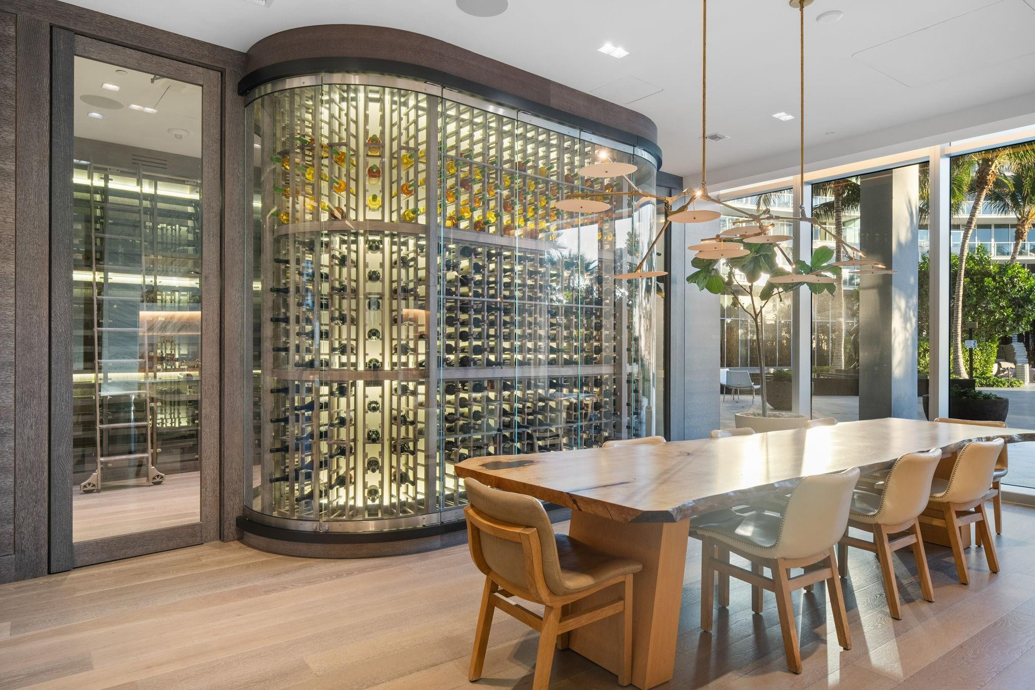 2200 N Ocean Boulevard N1701/N1801