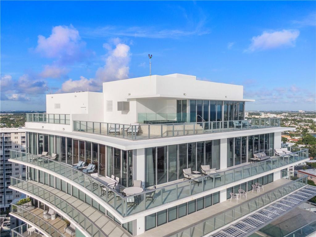 2200 N Ocean Boulevard N1701/N1801