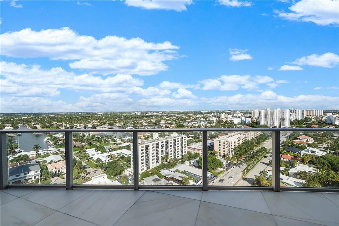 2200 N Ocean Boulevard N1701/N1801