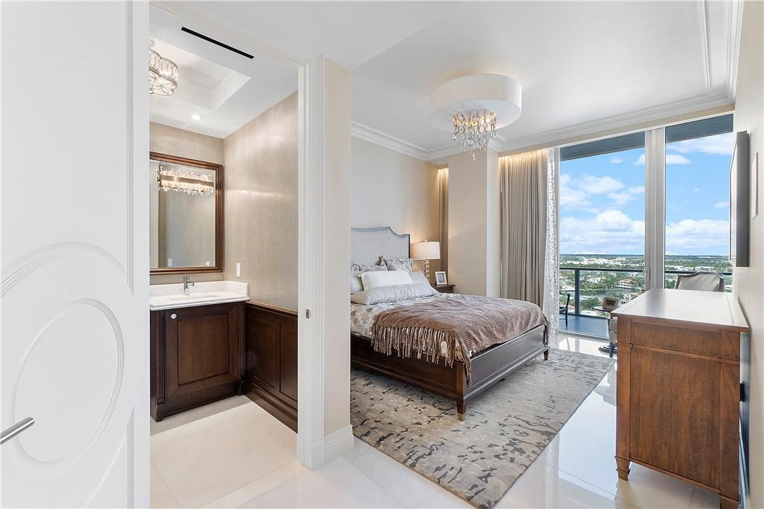 2200 N Ocean Boulevard N1701/N1801