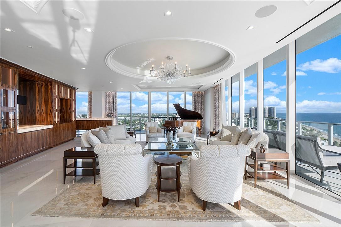 2200 N Ocean Boulevard N1701/N1801