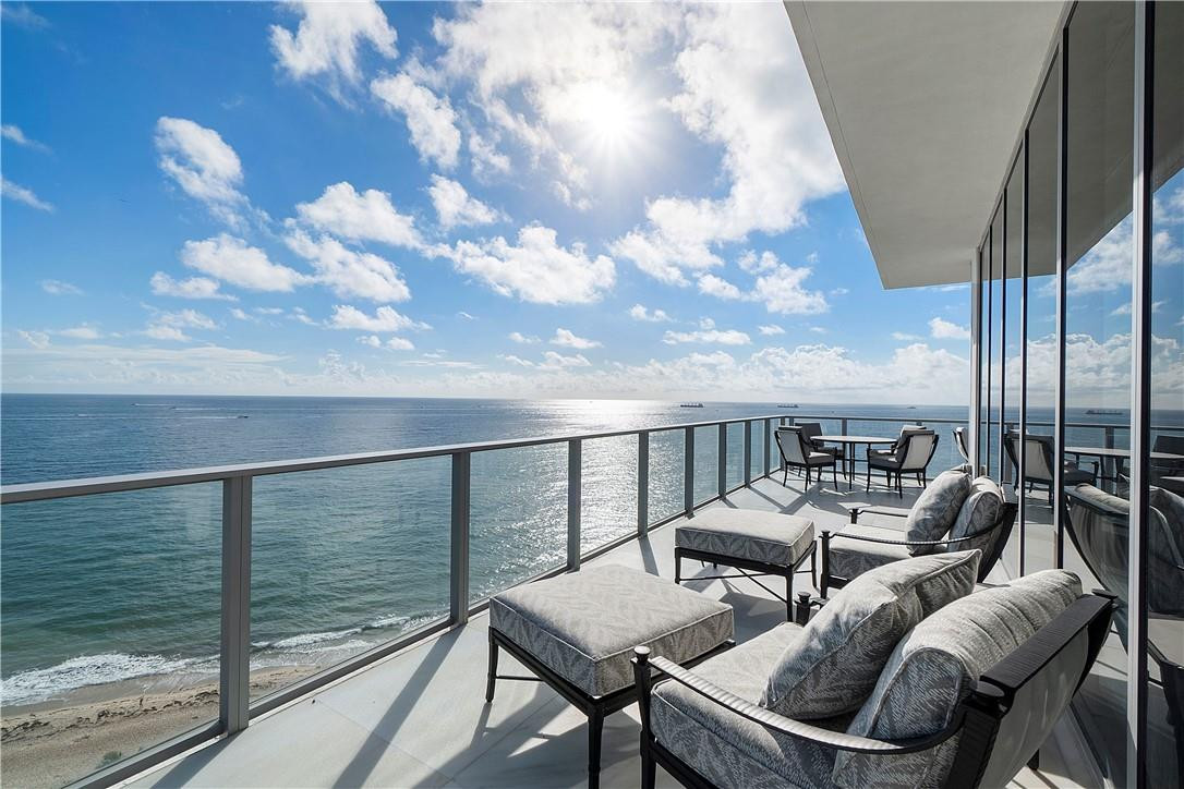 2200 N Ocean Boulevard N1701/N1801