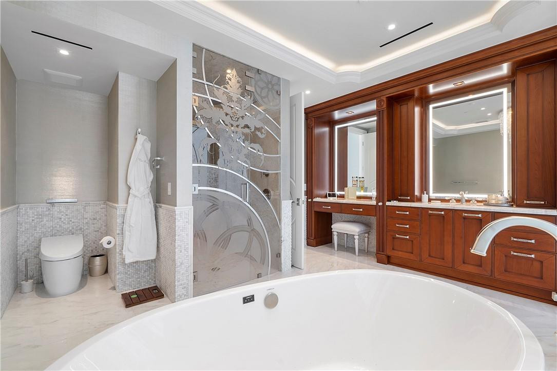 2200 N Ocean Boulevard N1701/N1801