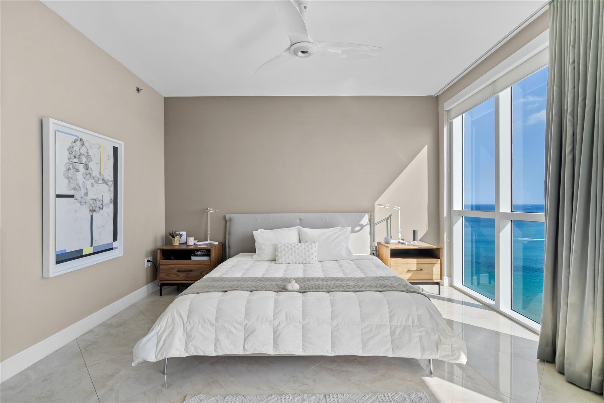 101 S Fort Lauderdale Beach Boulevard Unit: 2407