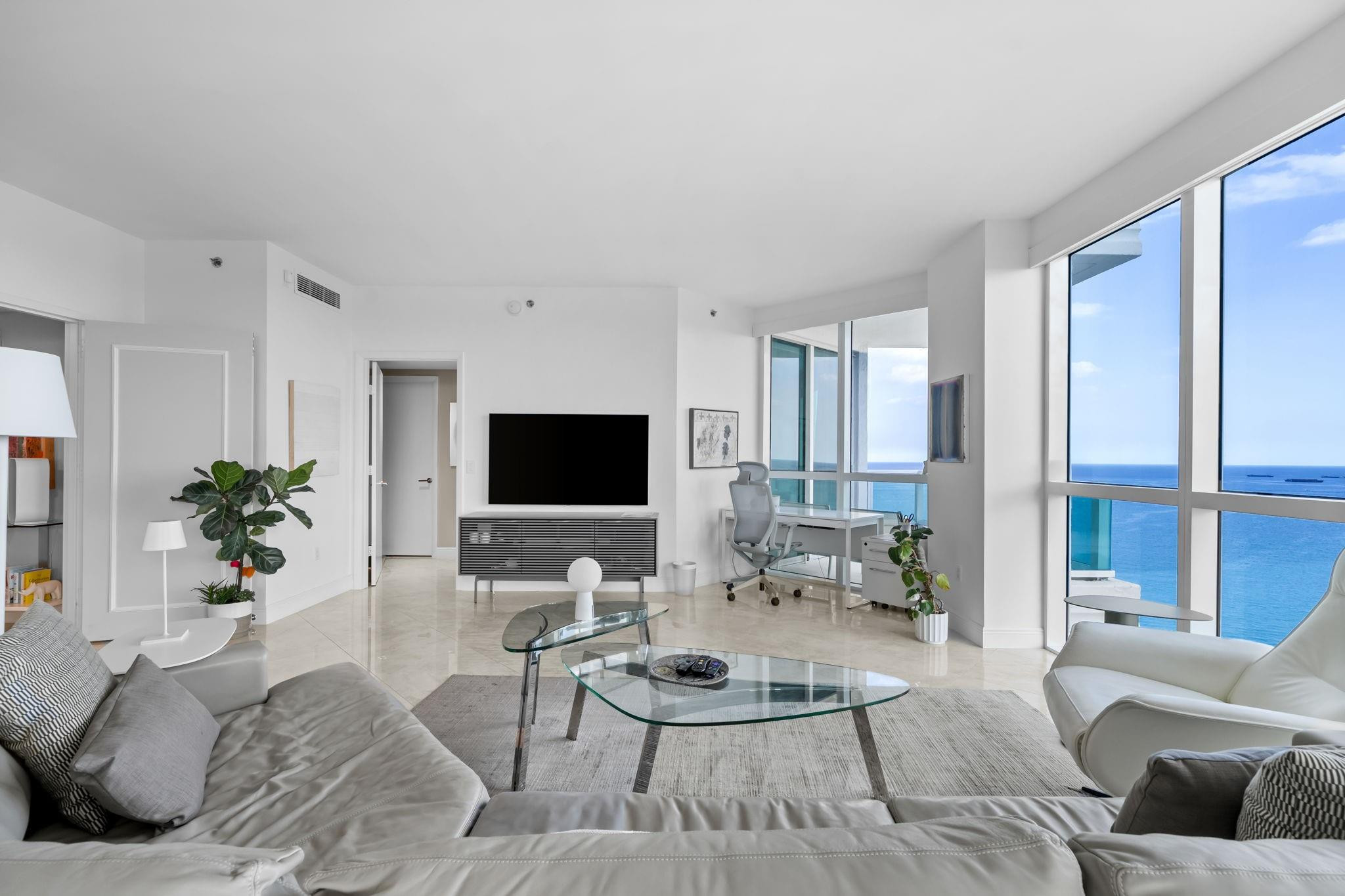 101 S Fort Lauderdale Beach Boulevard Unit: 2407