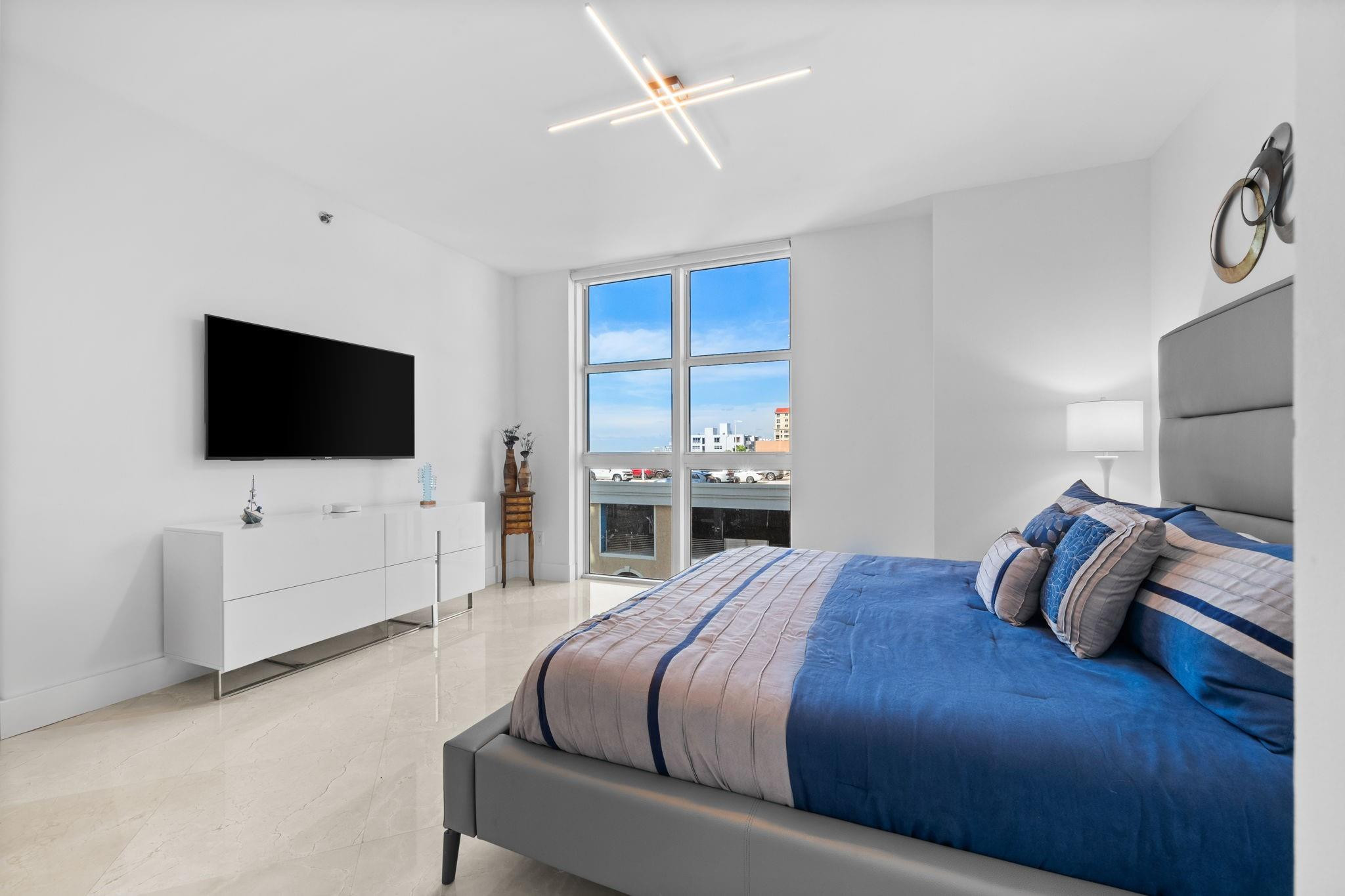 101 S Fort Lauderdale Beach Boulevard Unit: 705