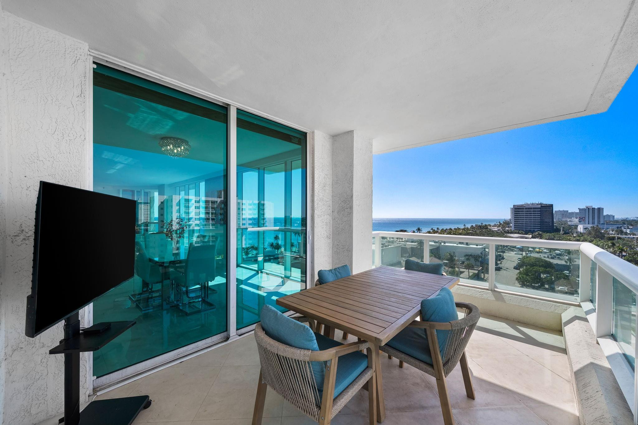 101 S Fort Lauderdale Beach Boulevard Unit: 907