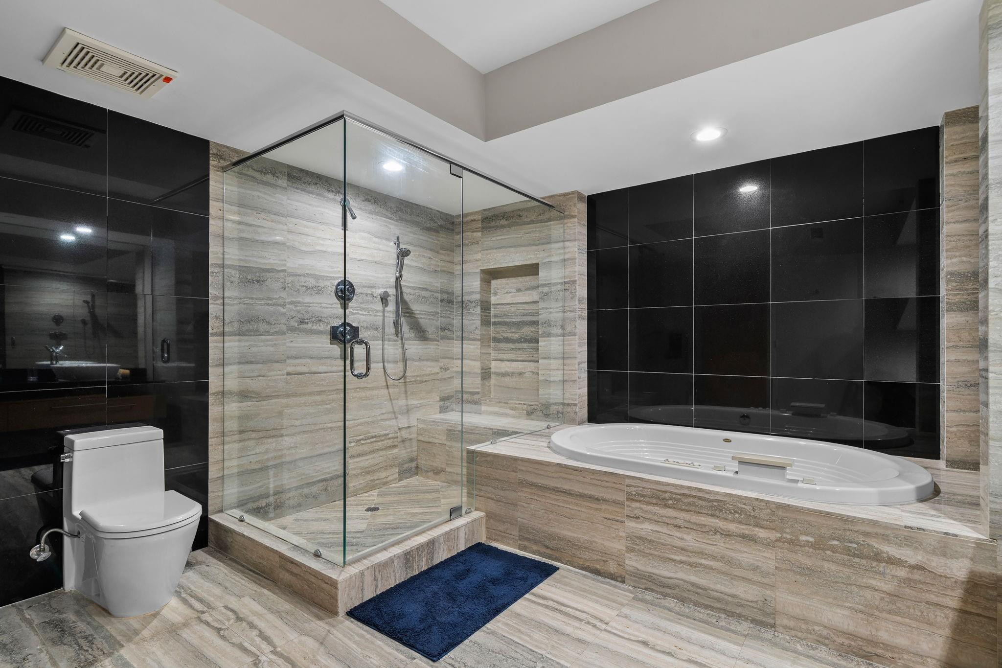 101 S Fort Lauderdale Beach Boulevard Unit: 907