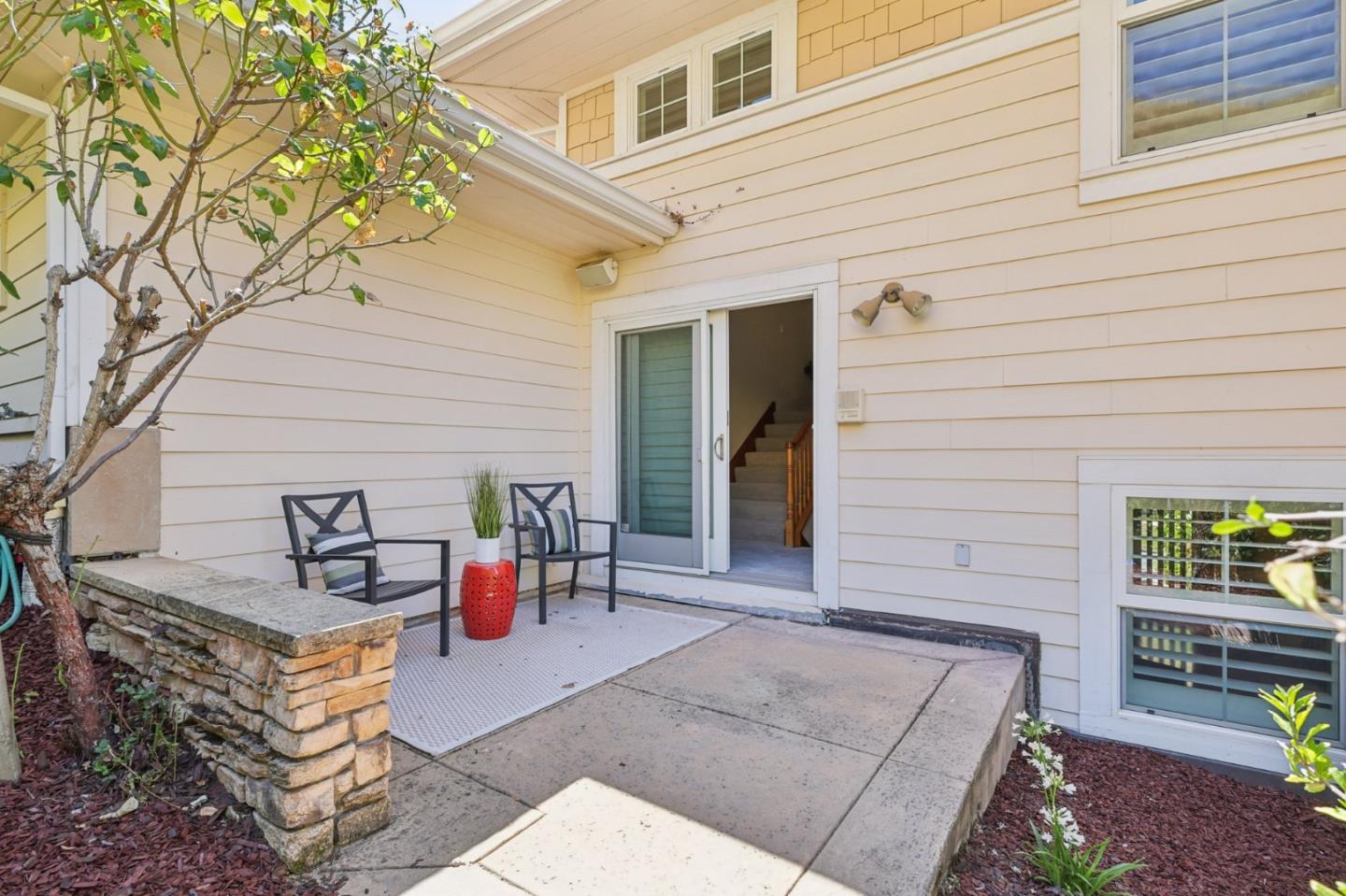 125 Mystic Place