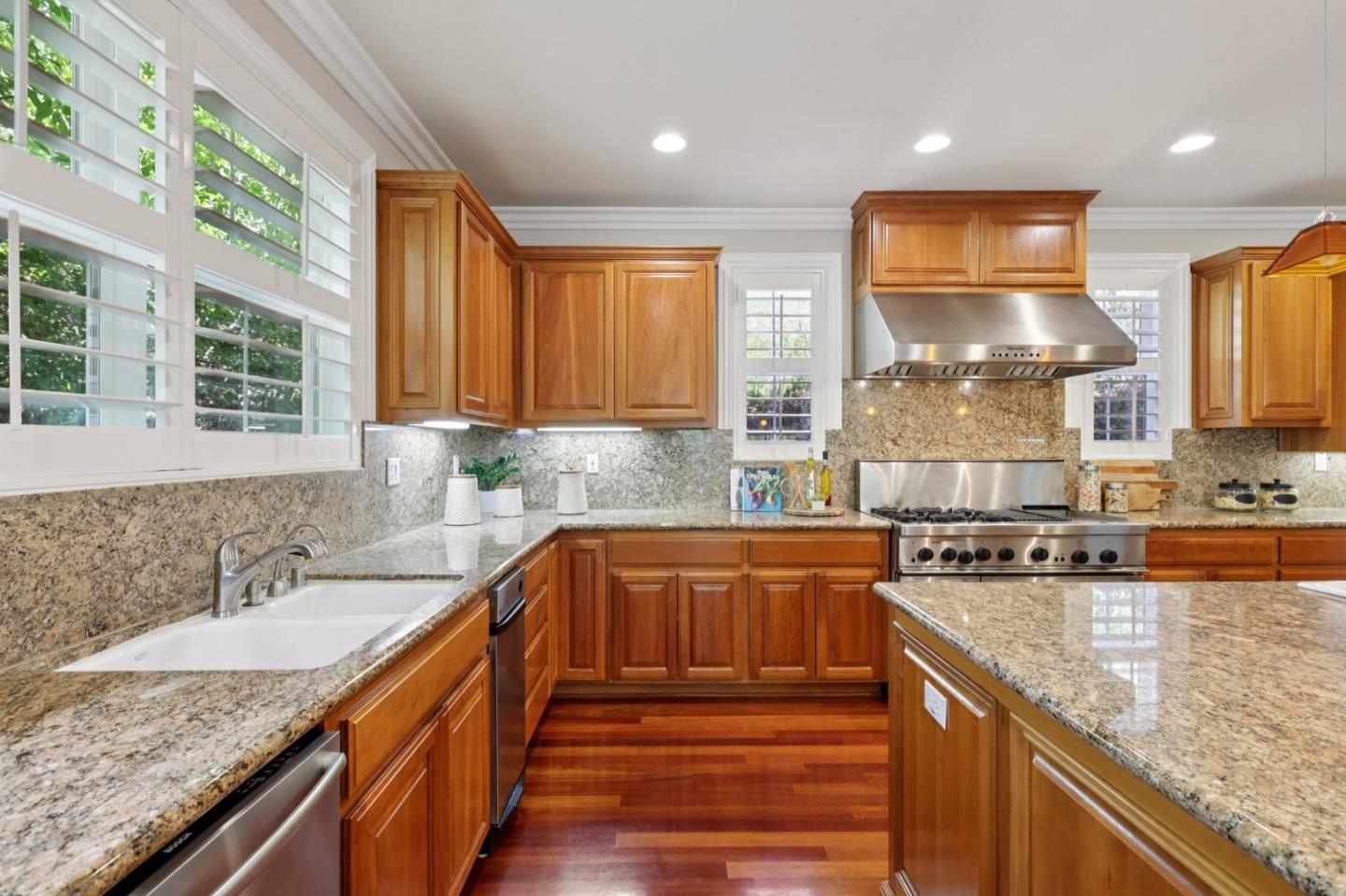 125 Mystic Place