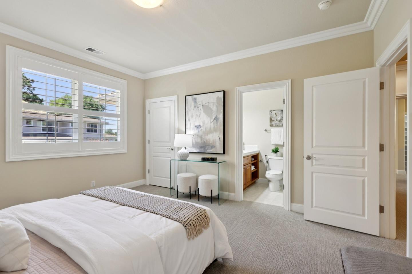 125 Mystic Place