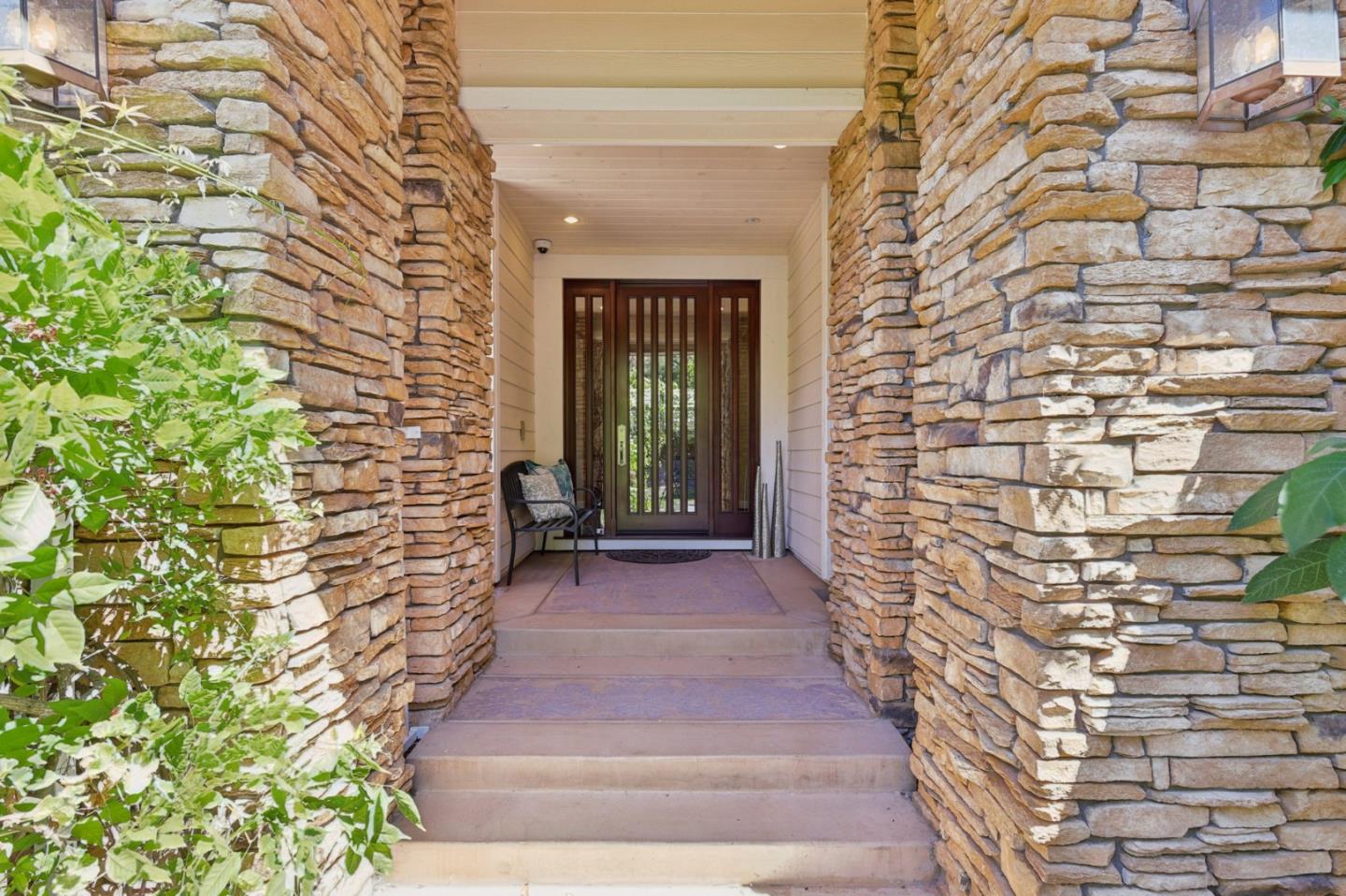 125 Mystic Place