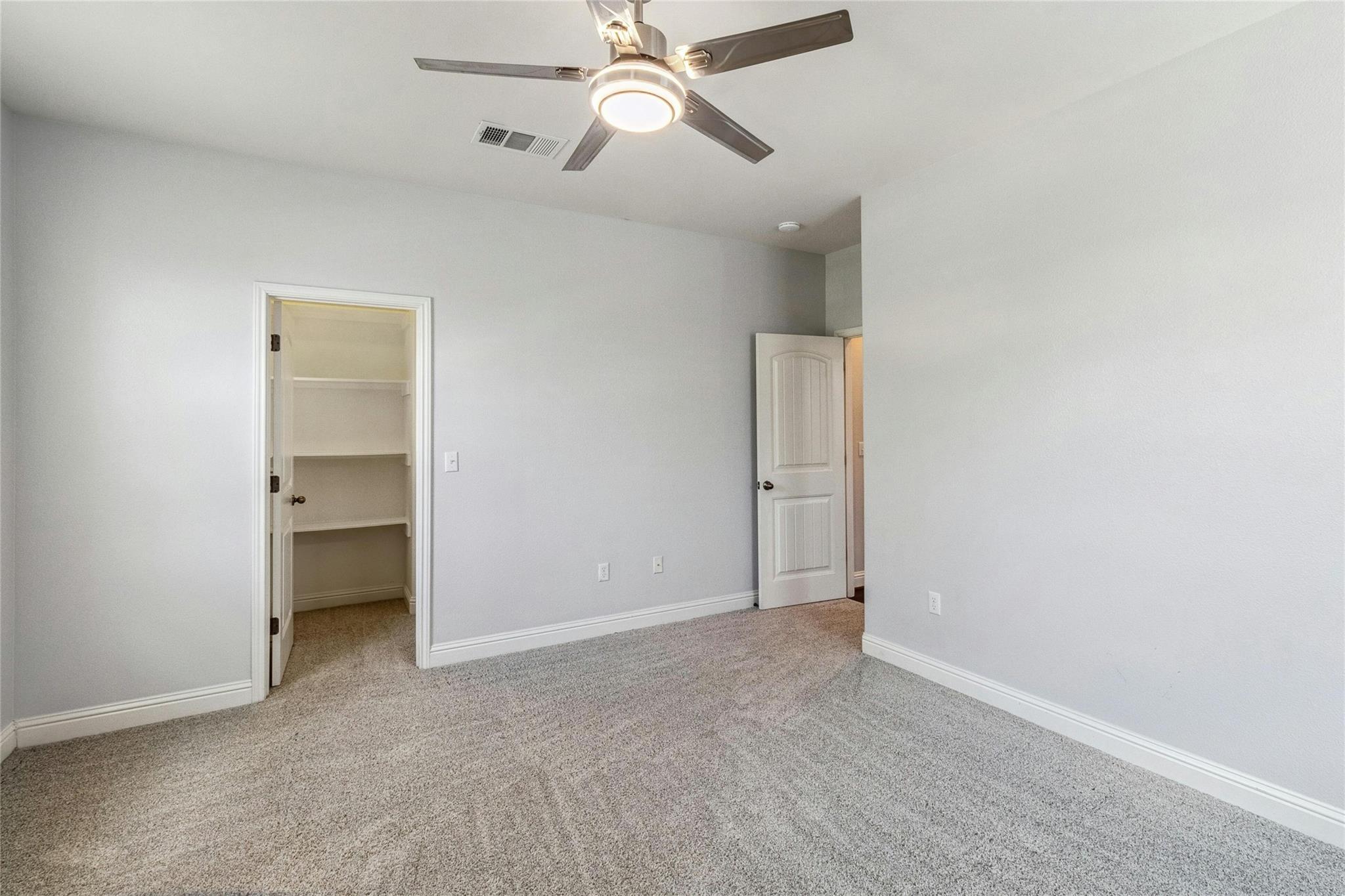 11813 Quintana CV
