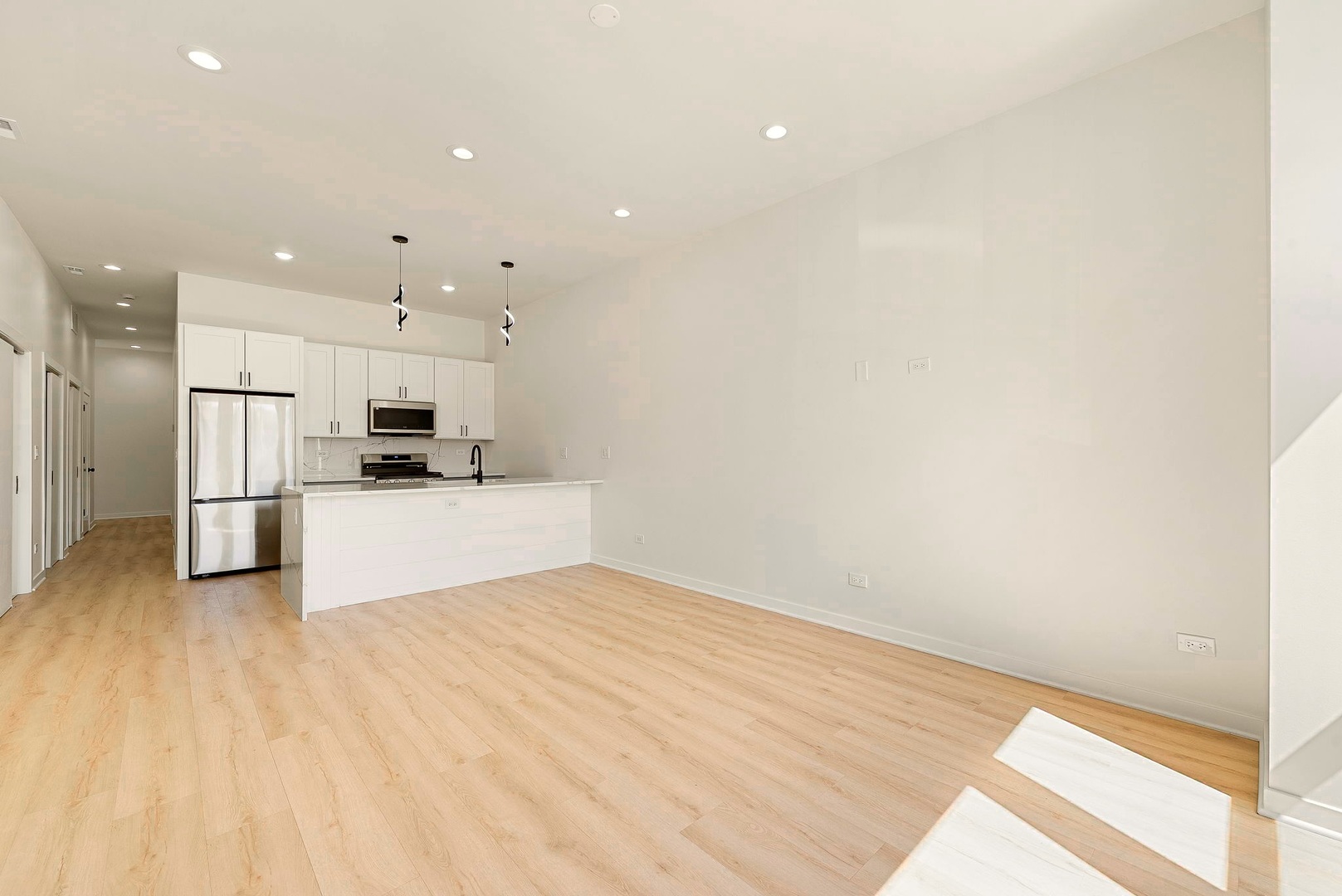 538 N Lawndale Avenue