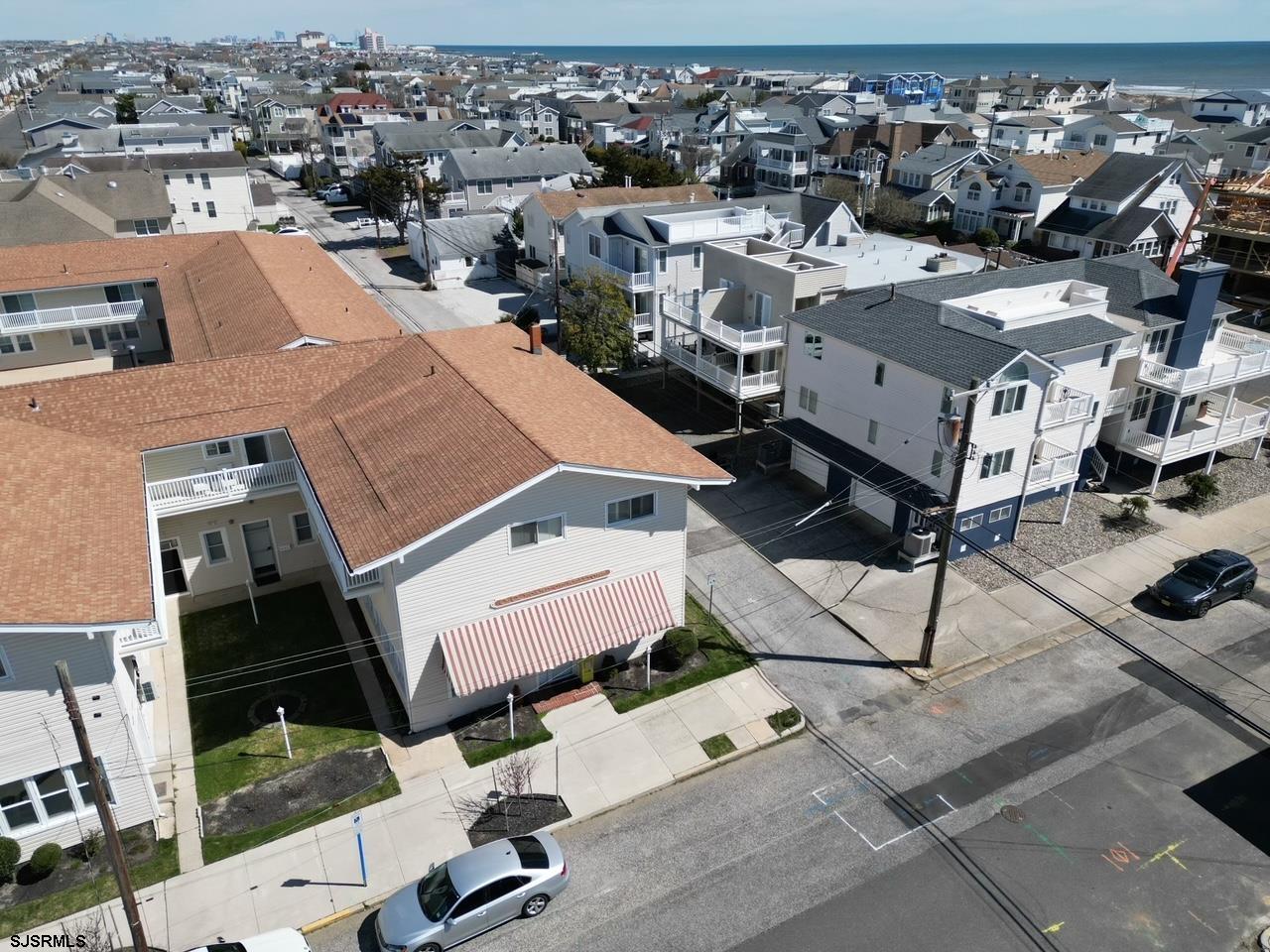 2137 Asbury Ave Unit: 17