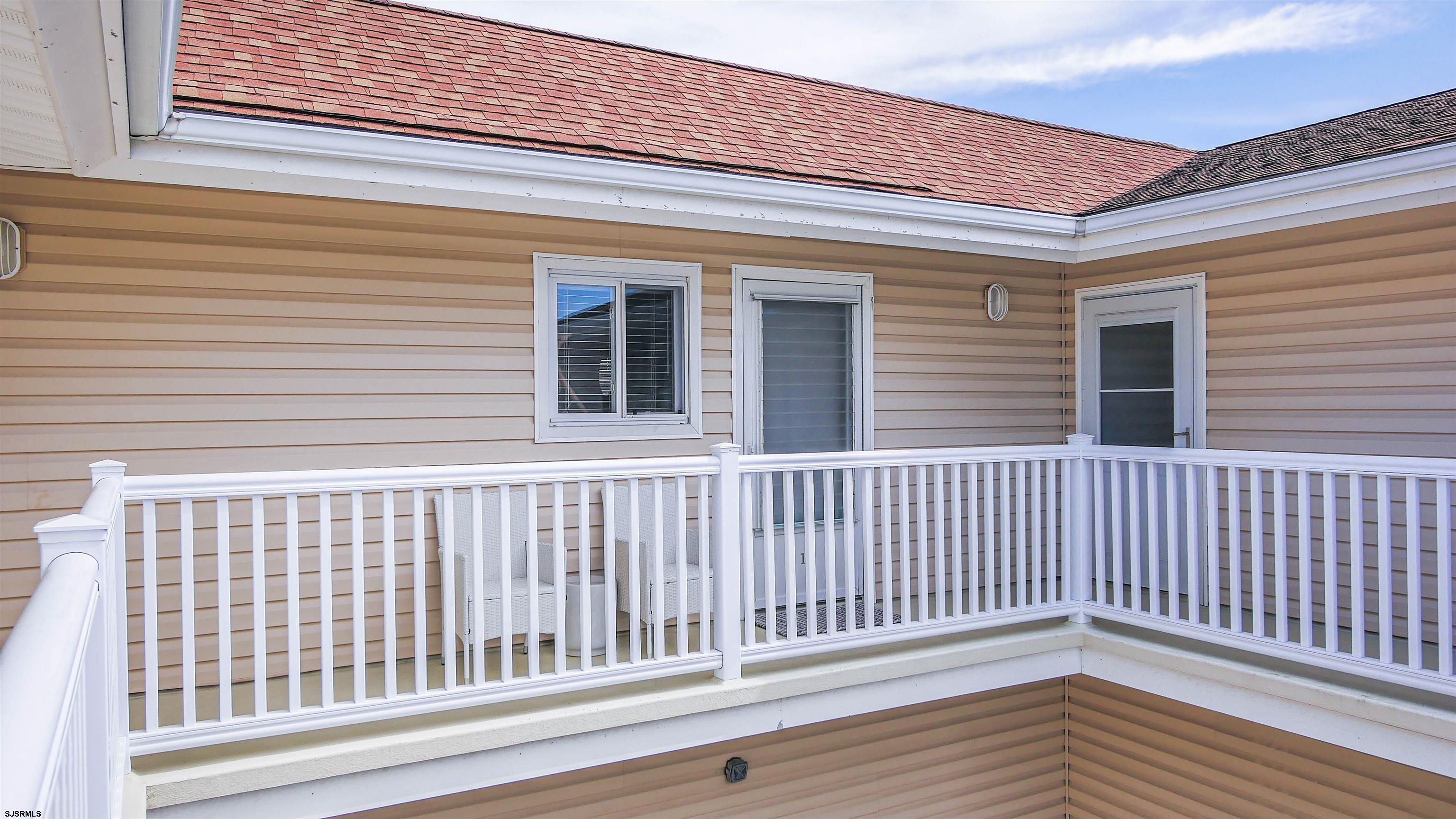 2137 Asbury Ave Unit: 17