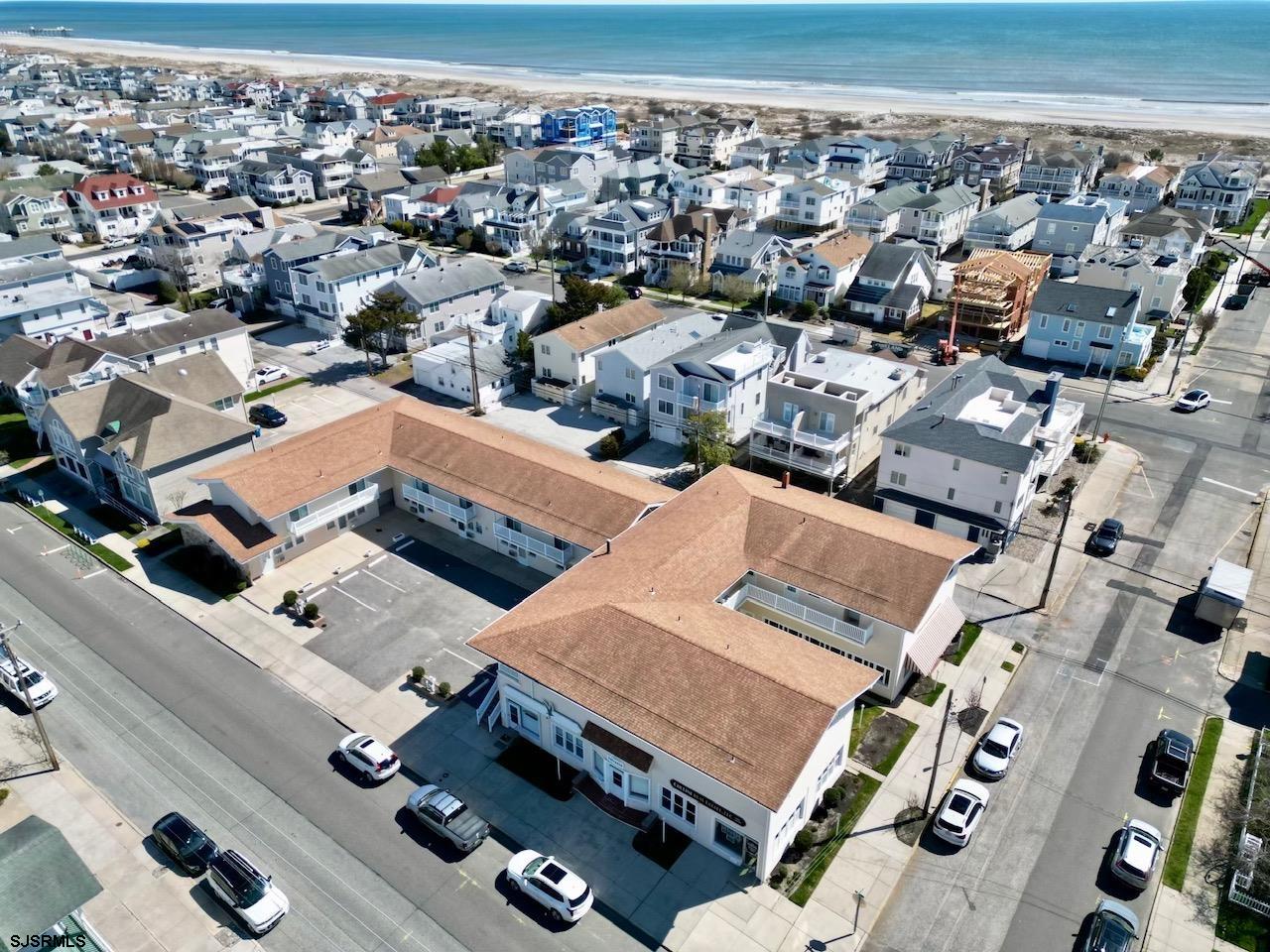 2137 Asbury Ave Unit: 17