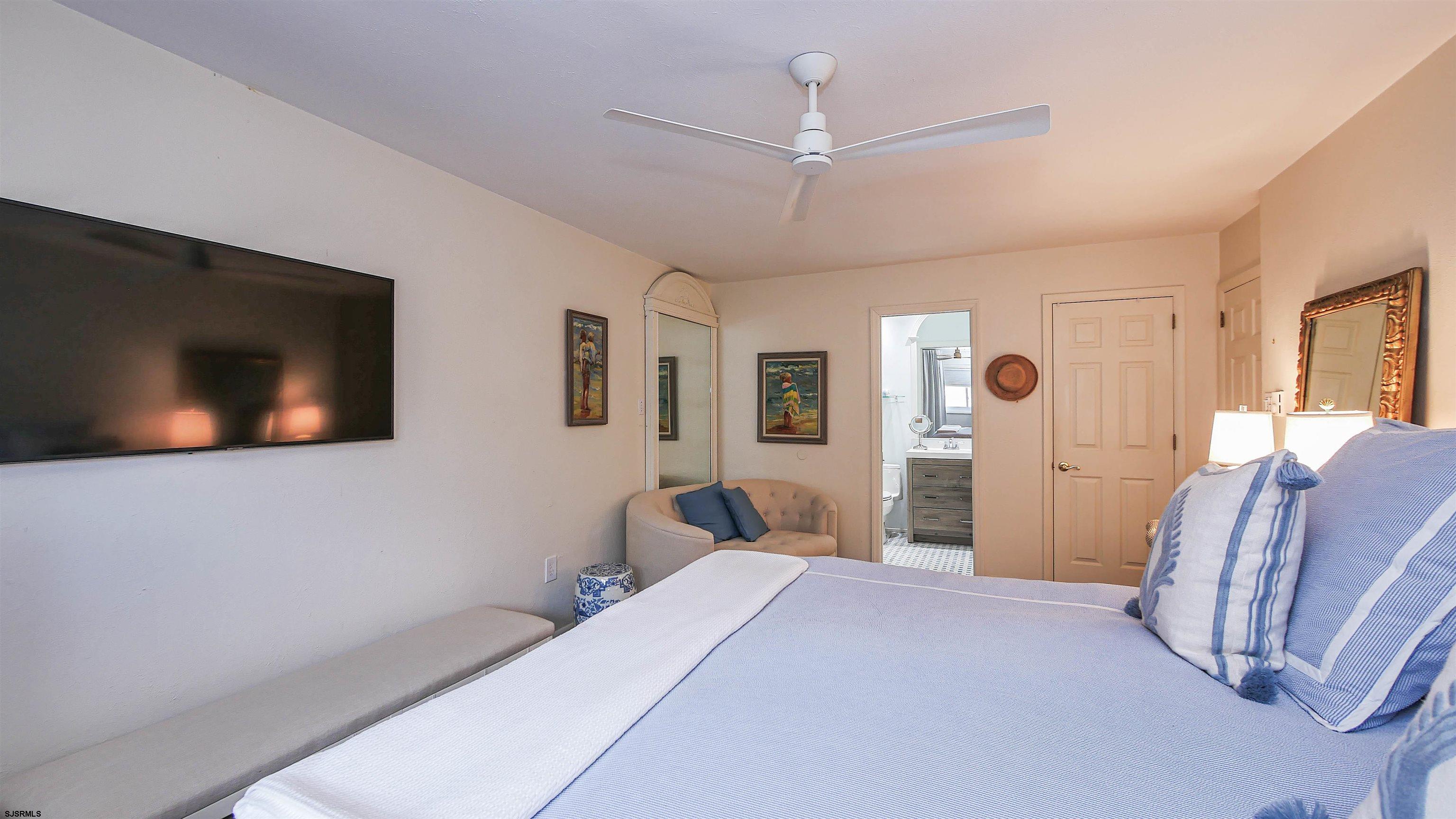 2137 Asbury Ave Unit: 17