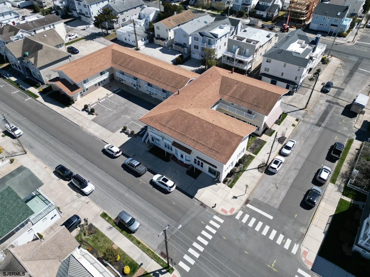 2137 Asbury Ave Unit: 17