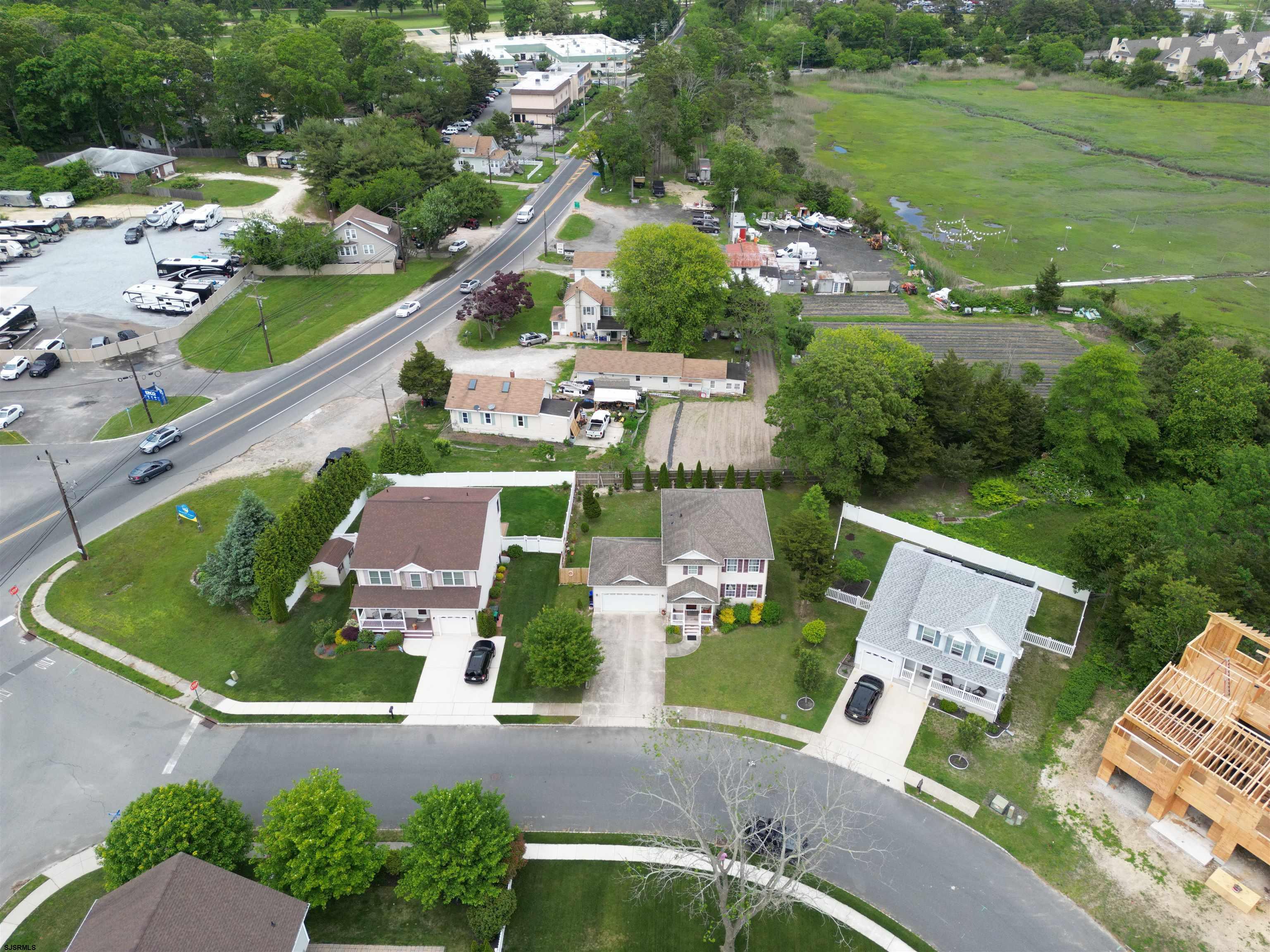 1302 Roberts Ave Ave