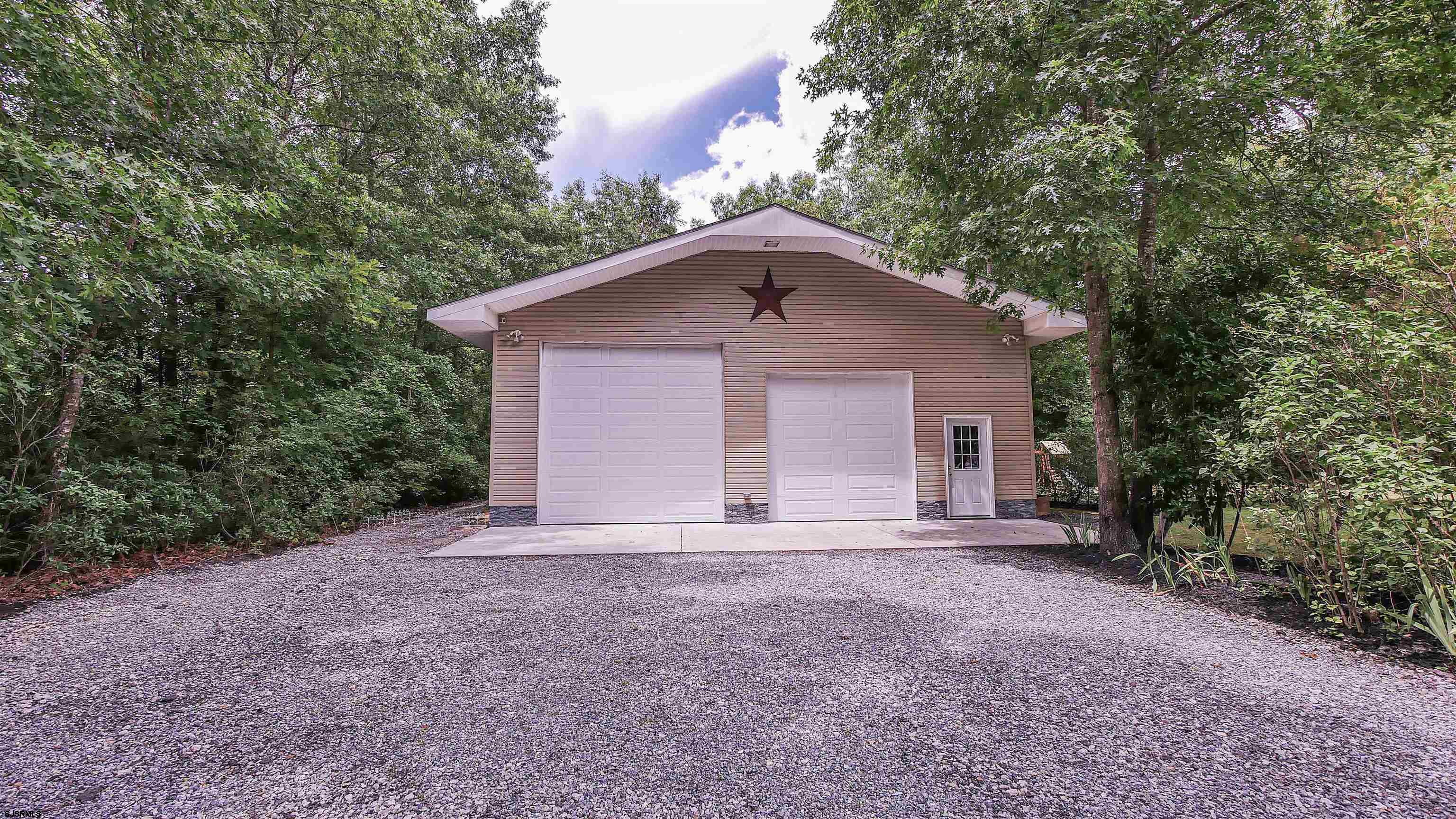193 Betsey Scull Rd Road