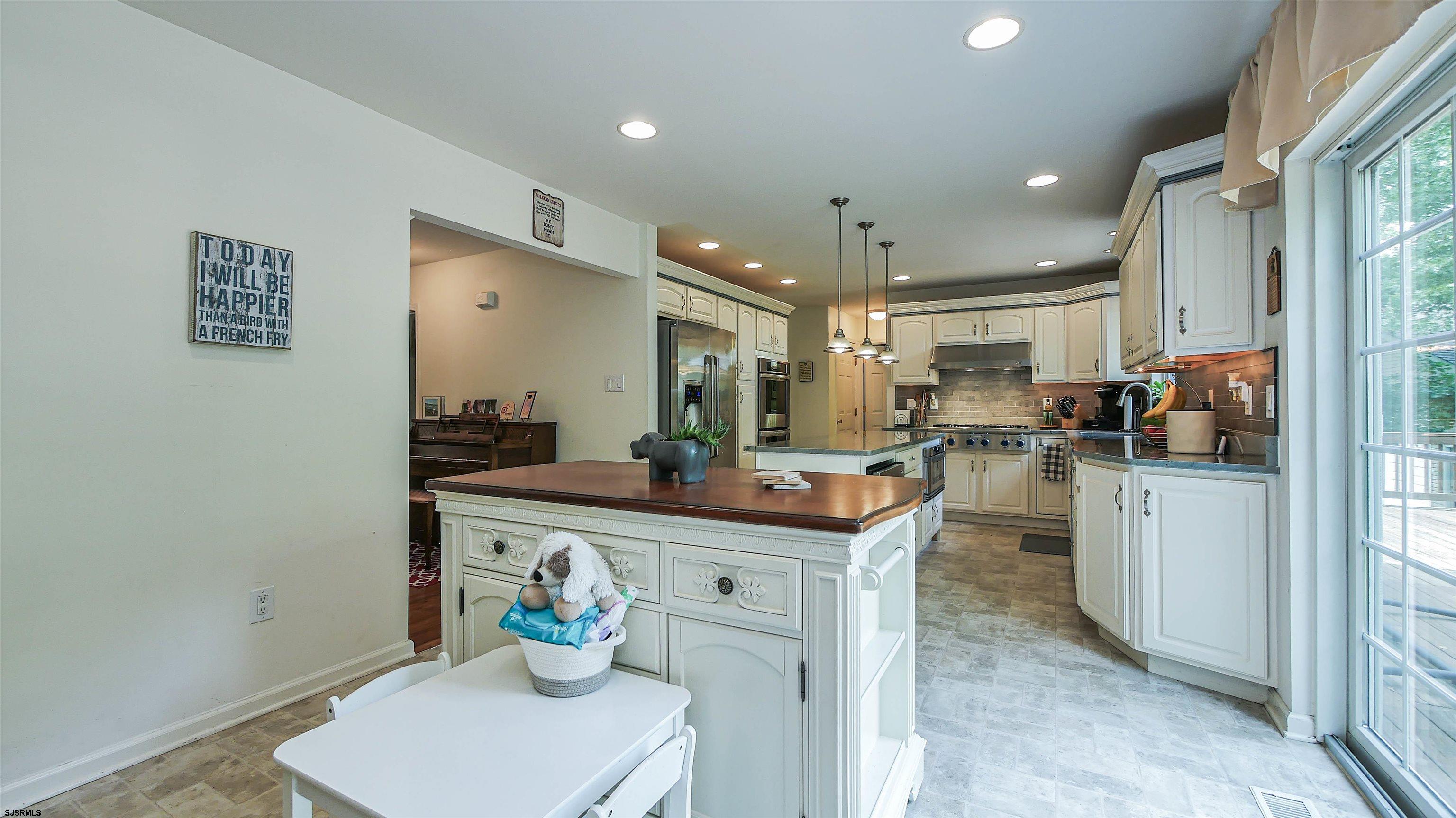193 Betsey Scull Rd Road