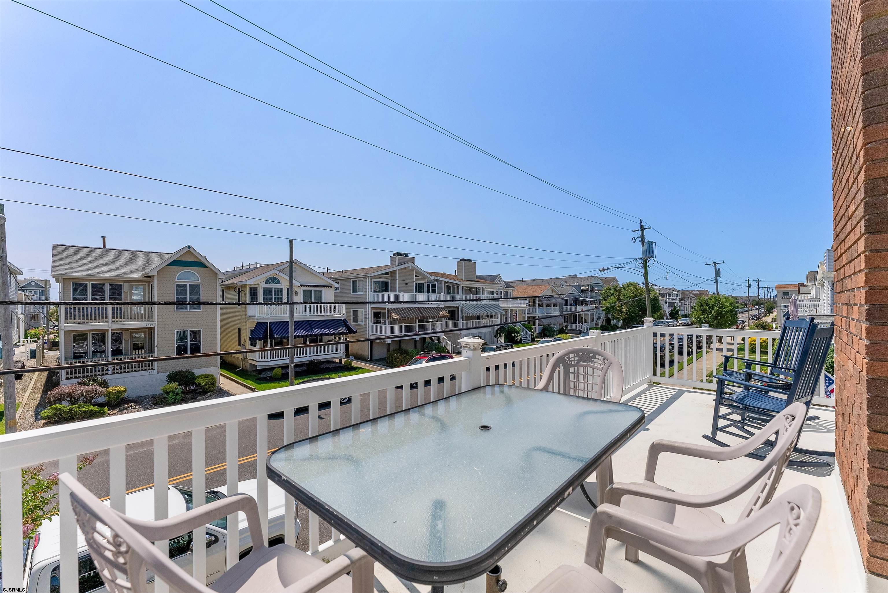 5018 Asbury Ave Ave Unit: 2