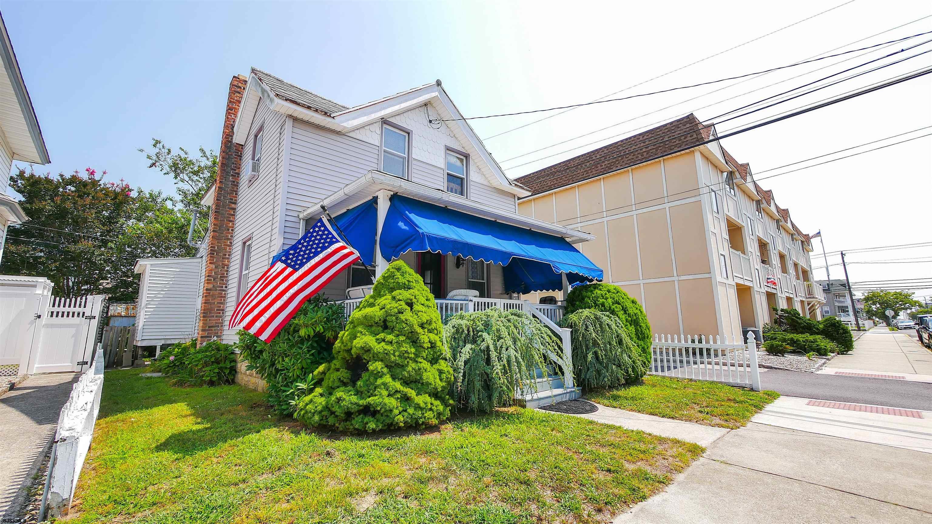 709 E 4th Street