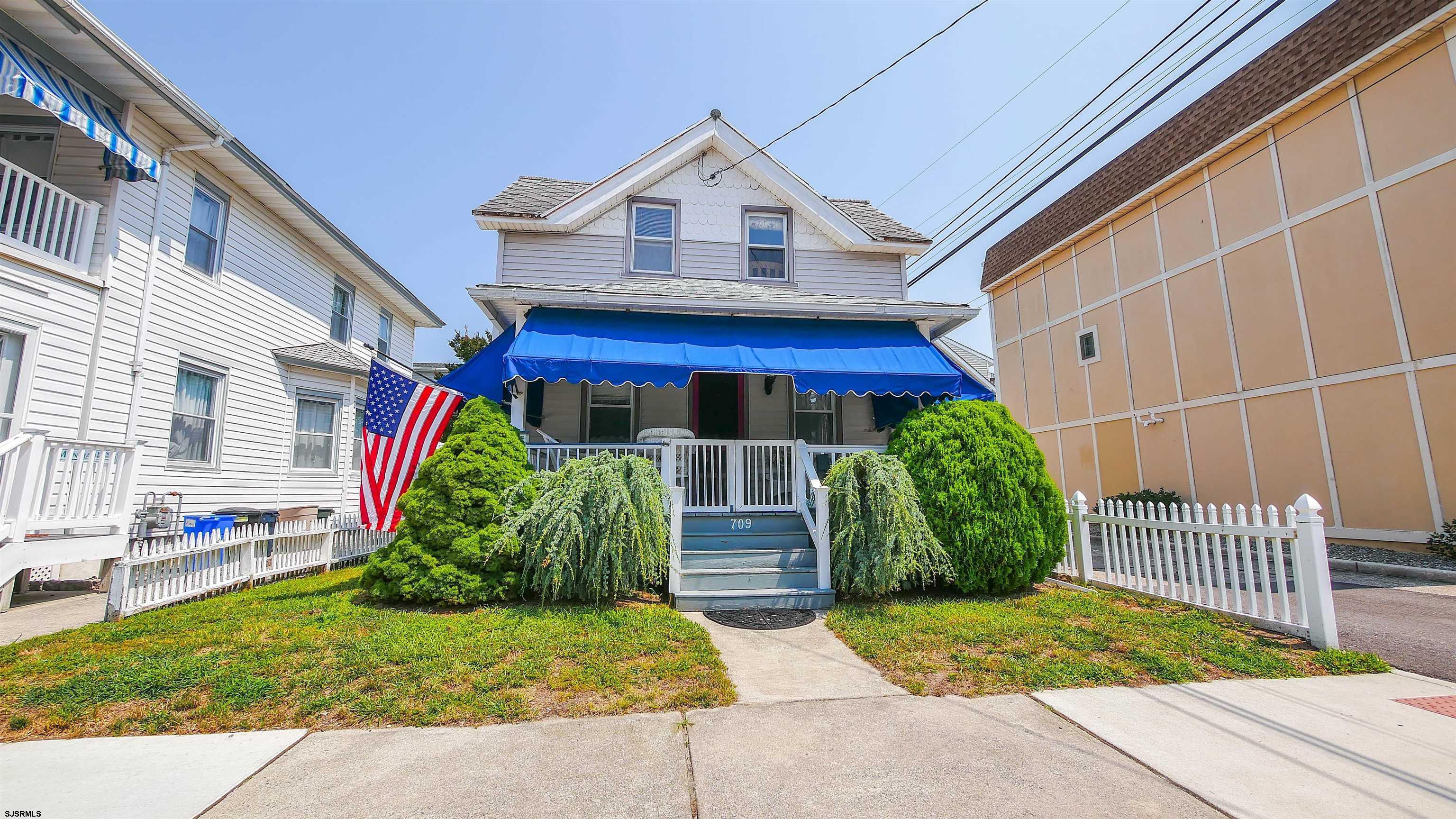 709 E 4th Street