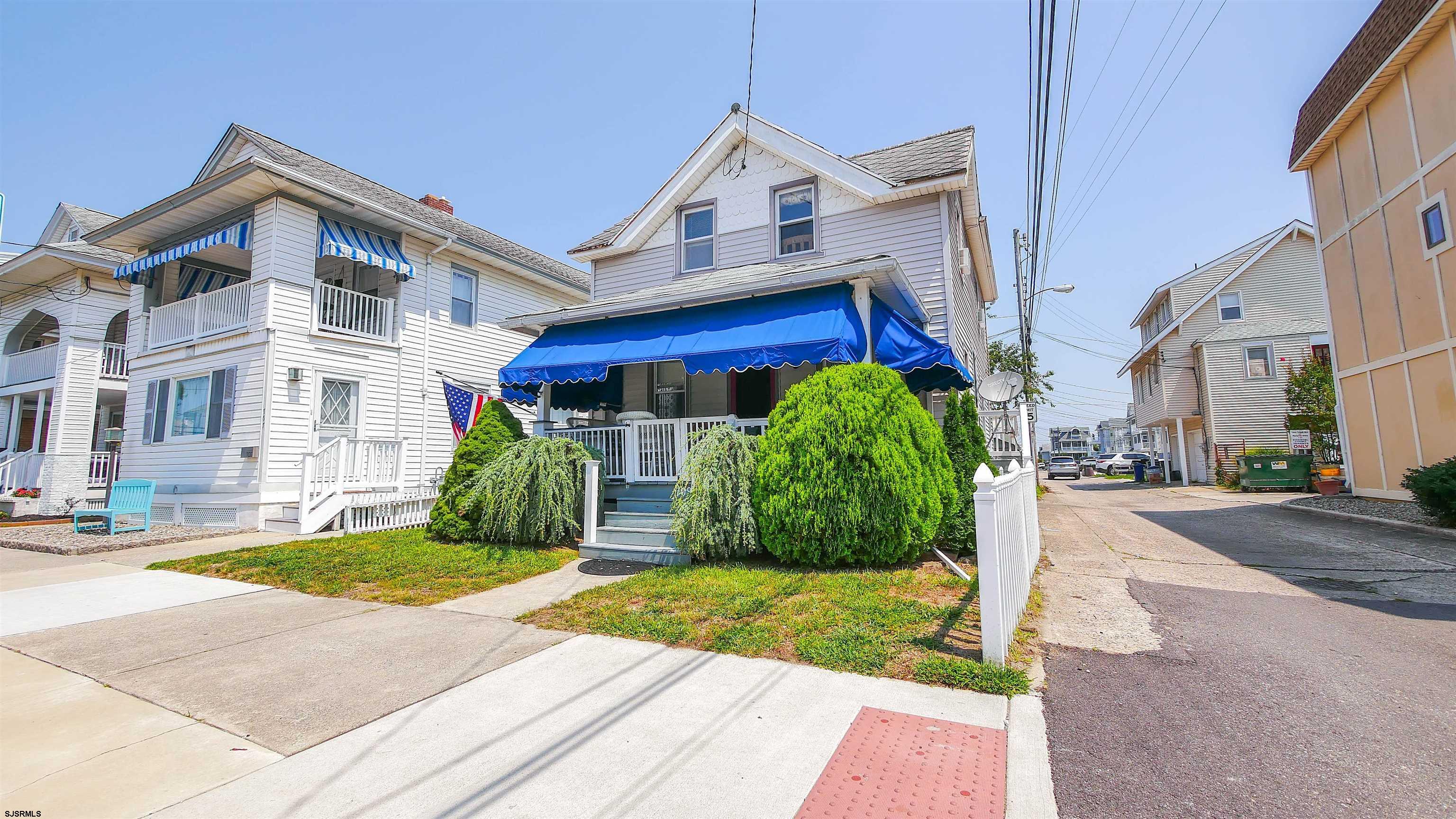 709 E 4th Street