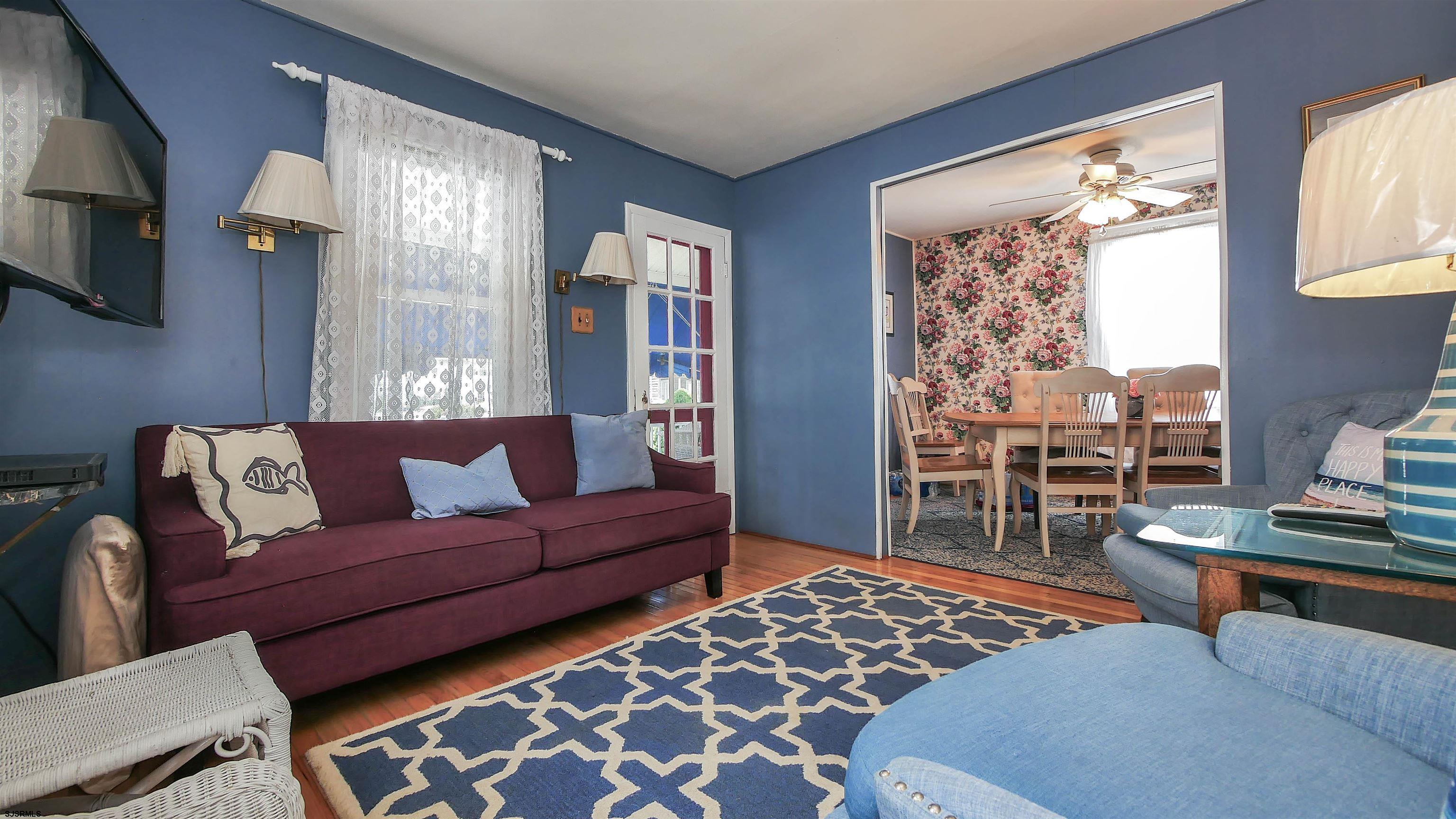 709 E 4th Street