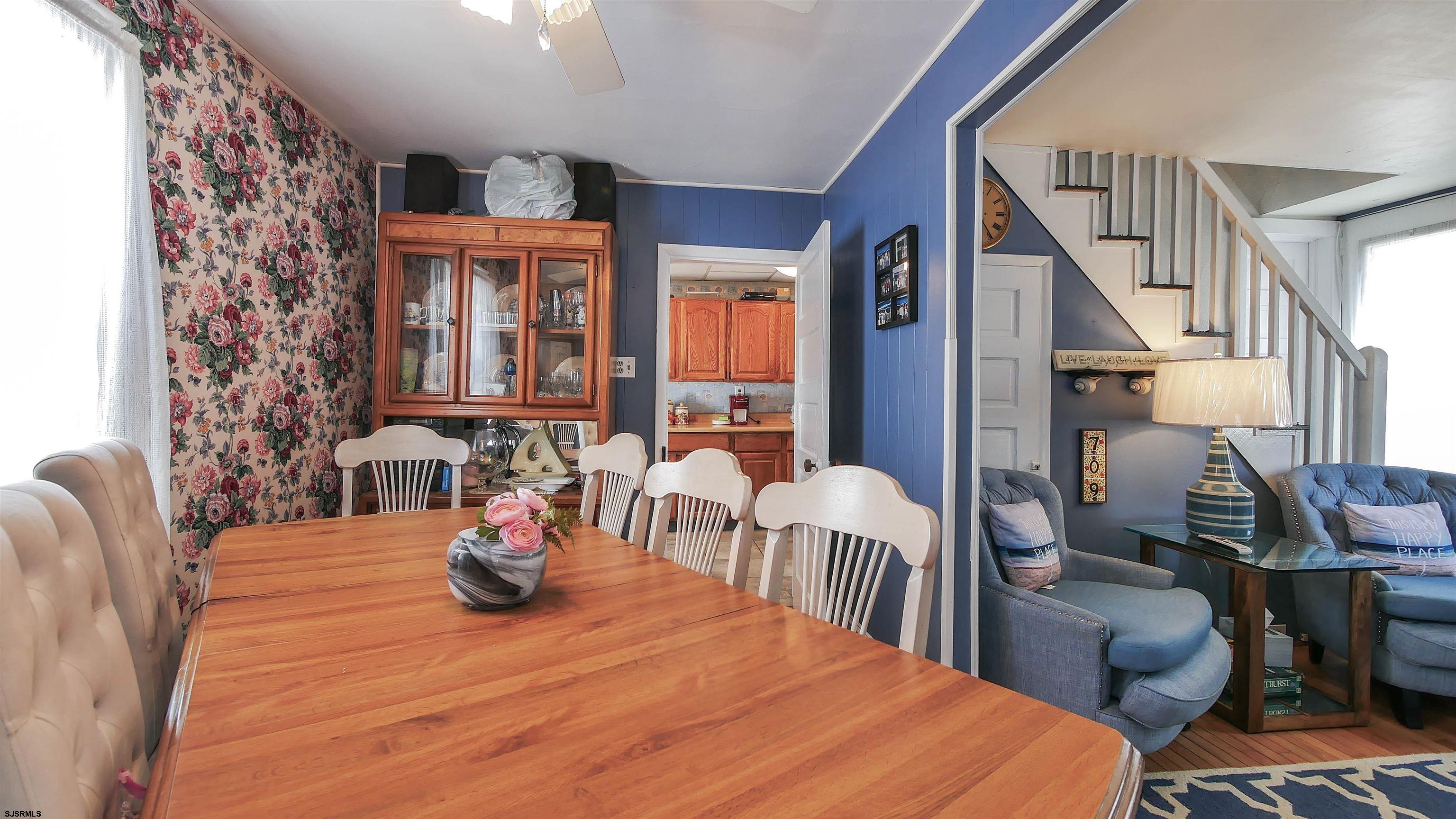 709 E 4th Street