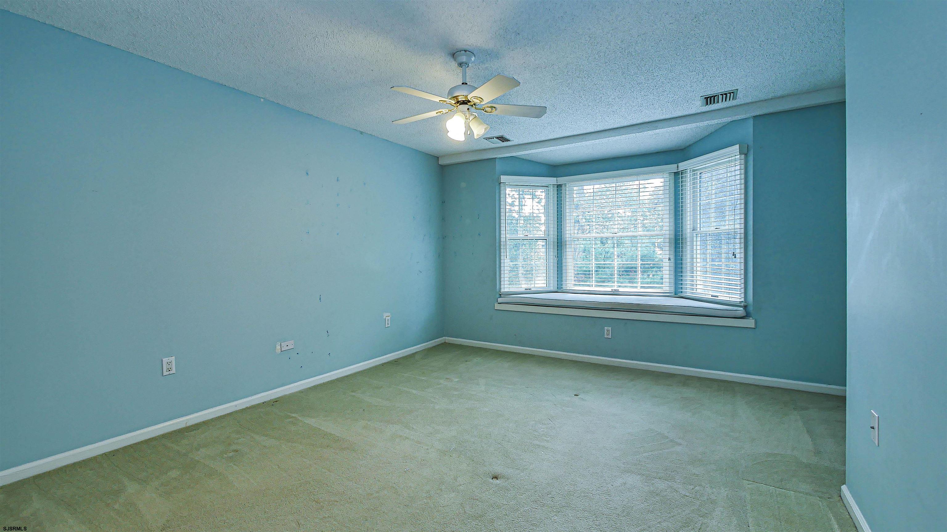 34 Jill Ave