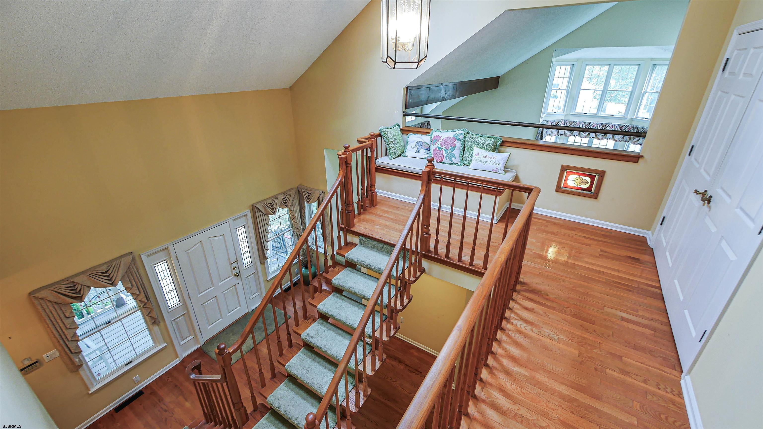 34 Jill Ave
