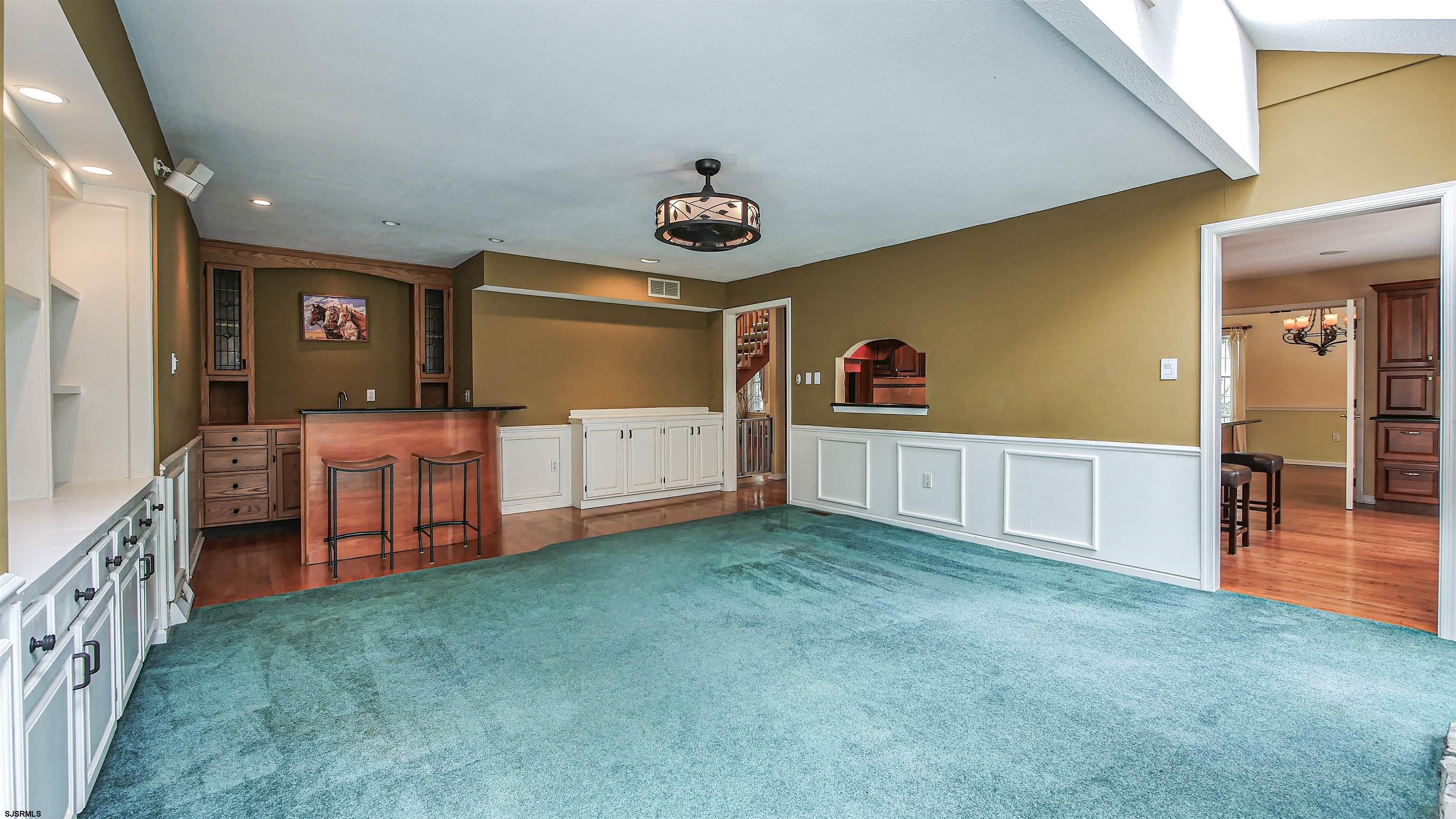34 Jill Ave