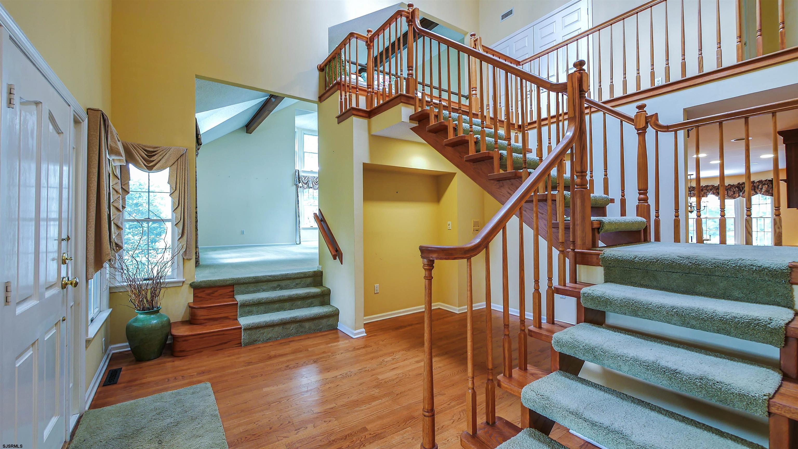 34 Jill Ave
