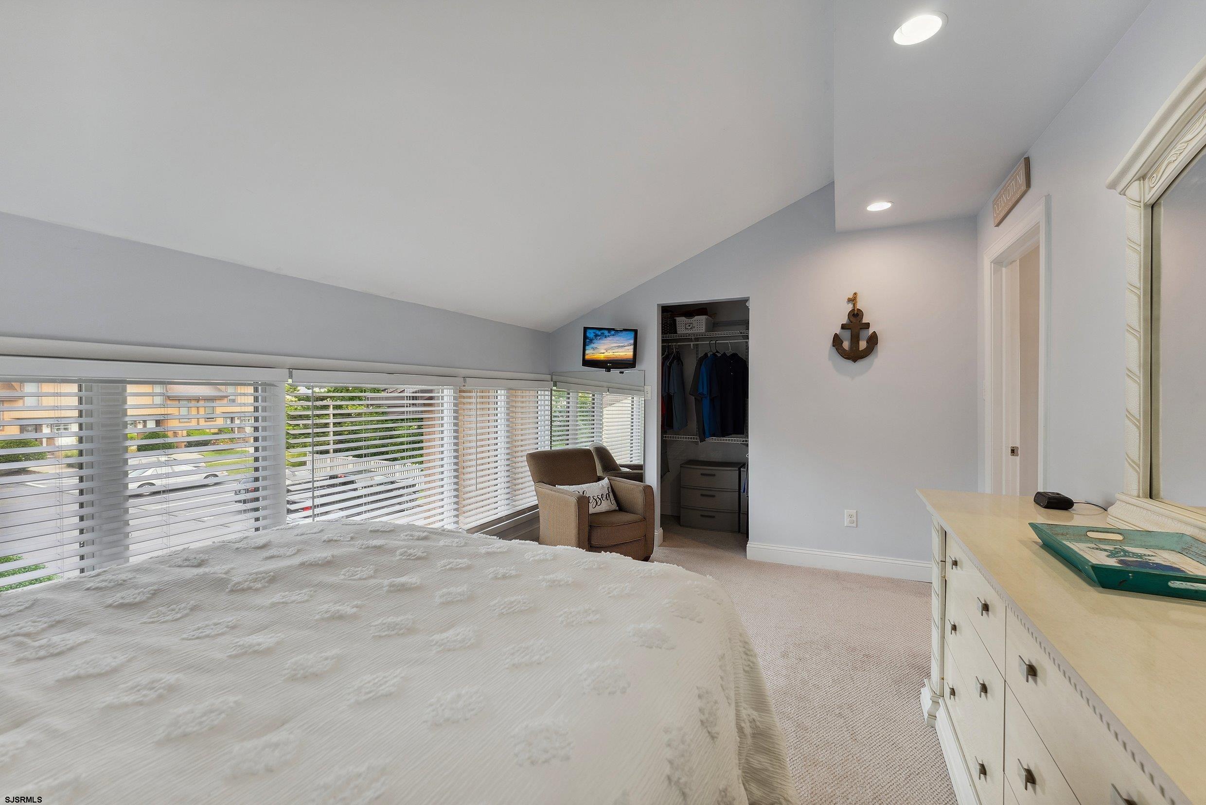 5 Bonita Ct Unit: 5
