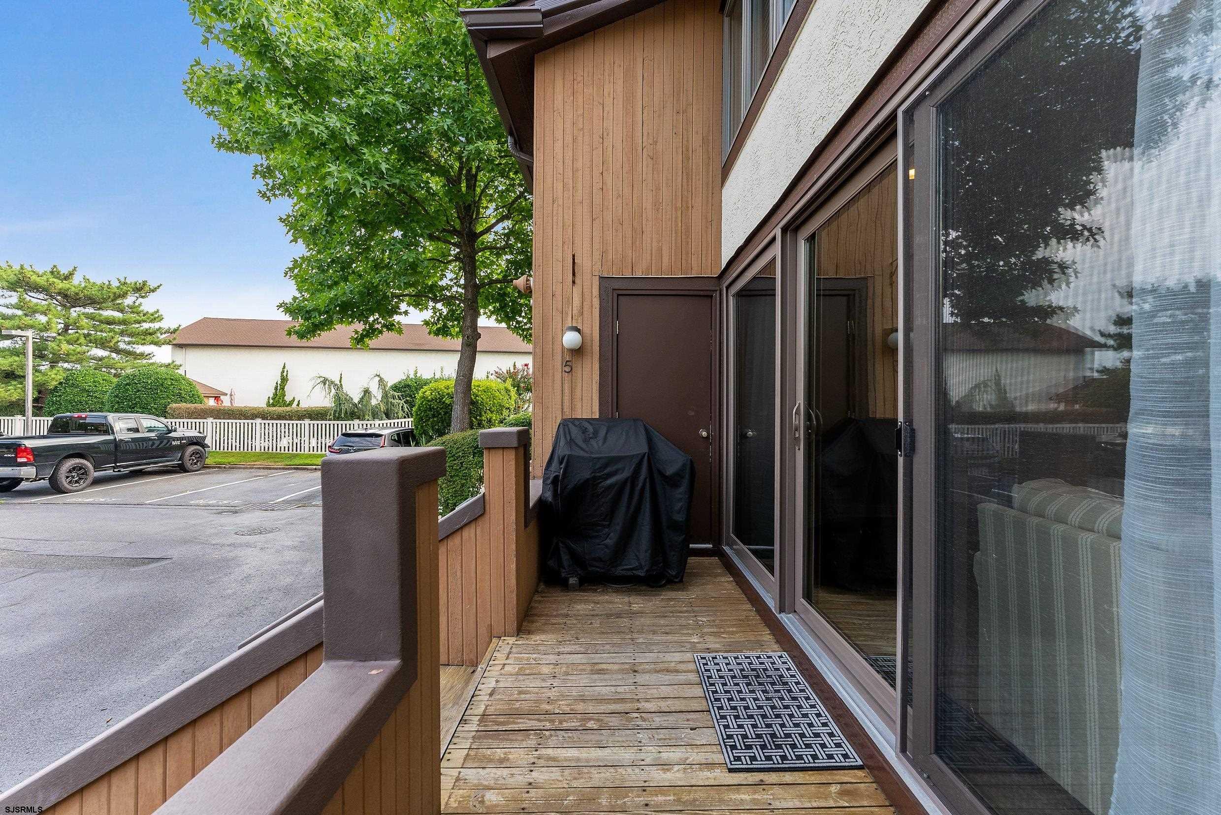 5 Bonita Ct Unit: 5