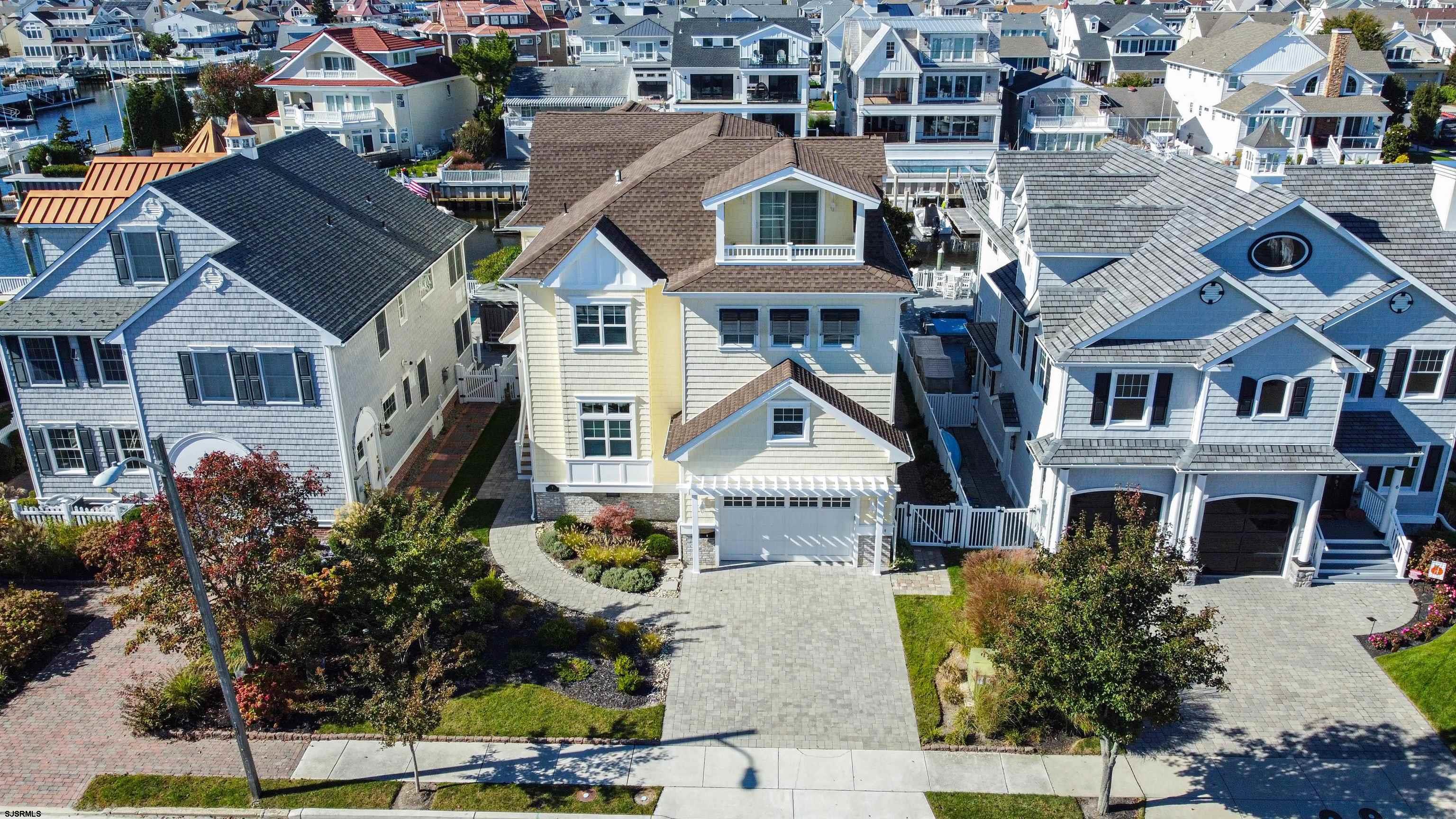 8 Tobago Ln
