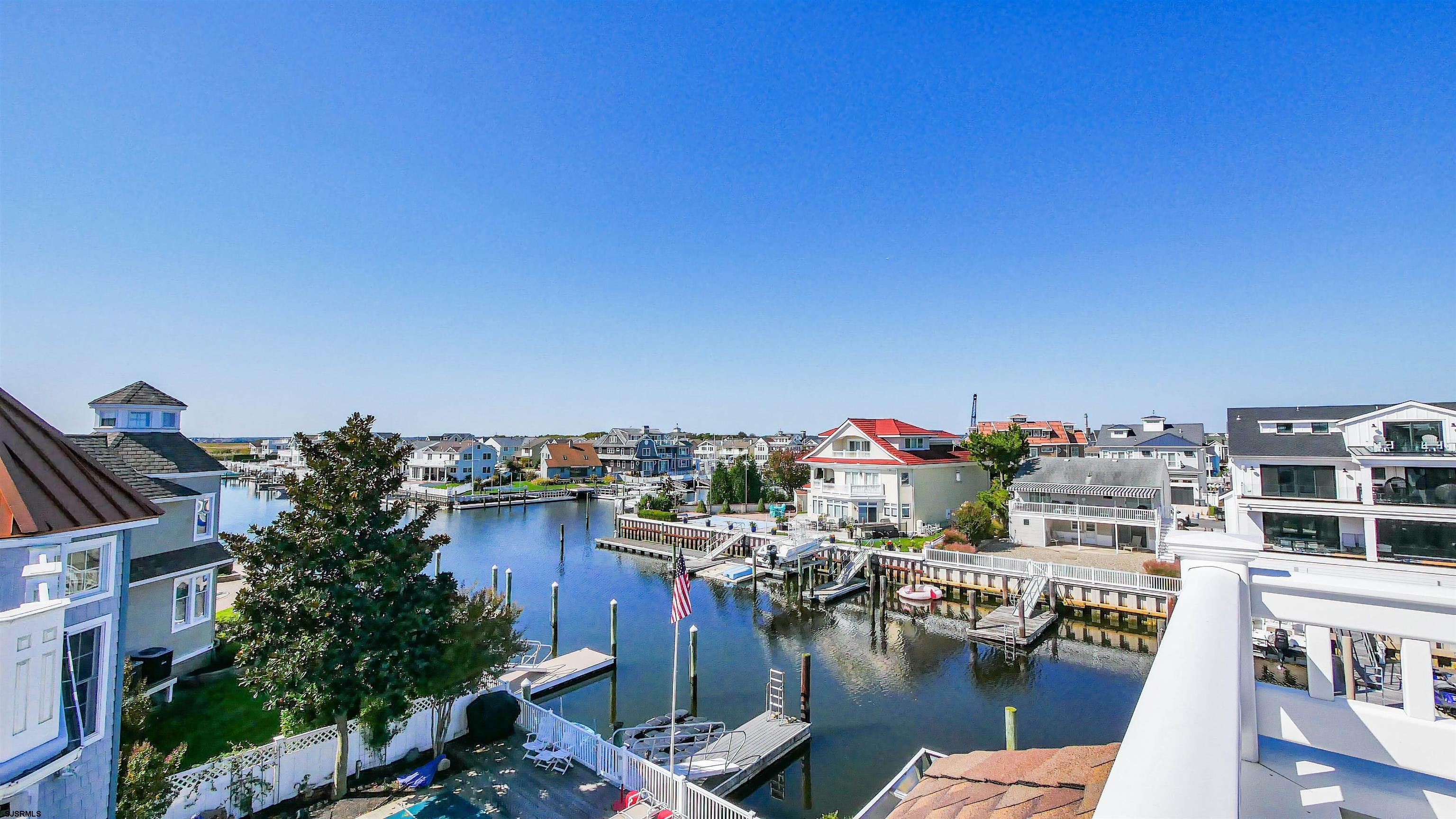8 Tobago Ln