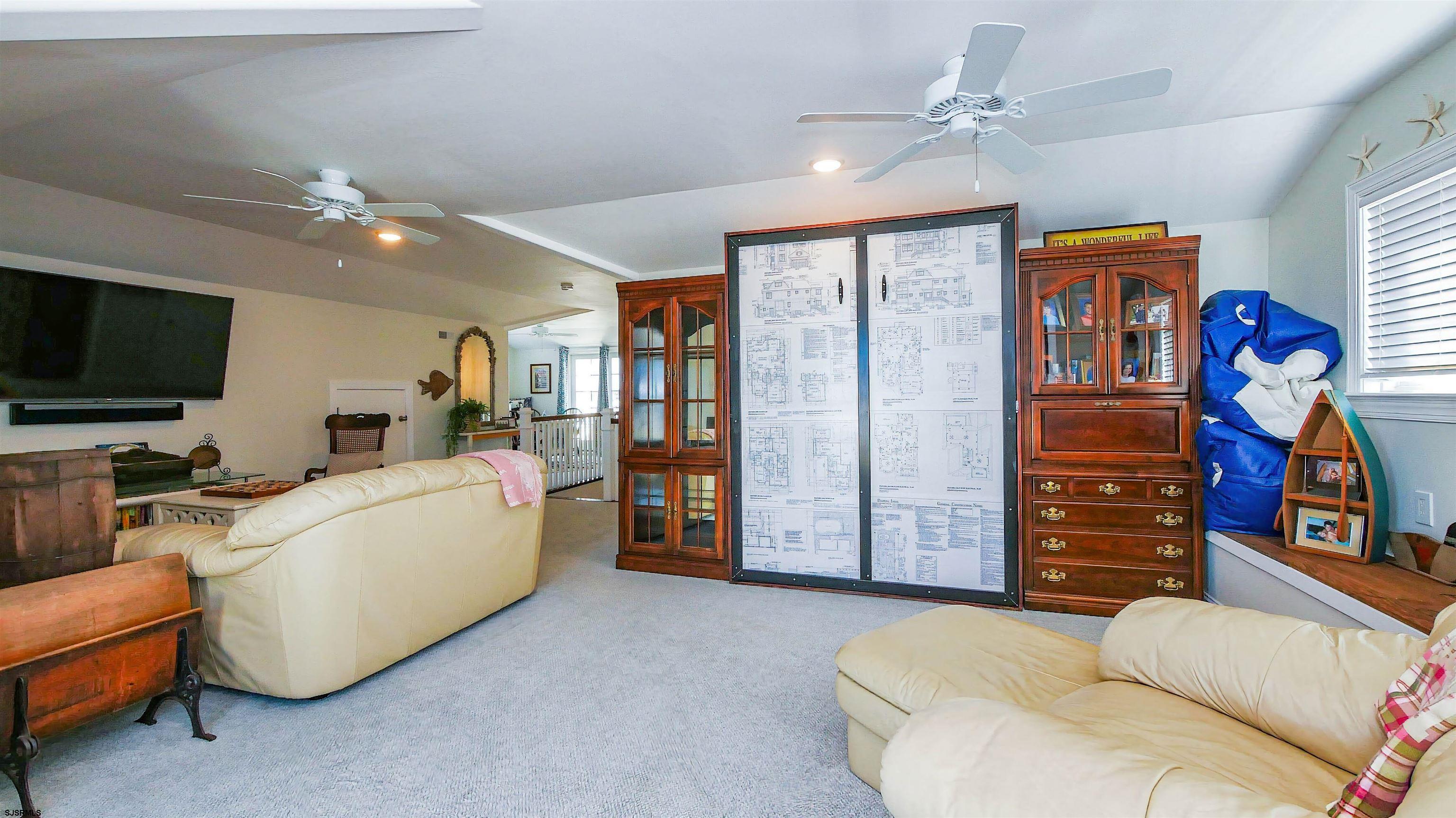 8 Tobago Ln