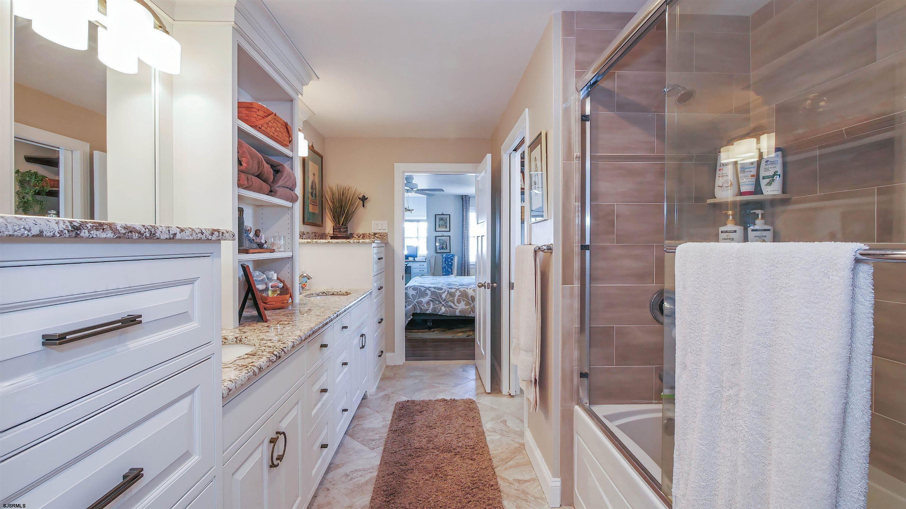 8 Tobago Ln