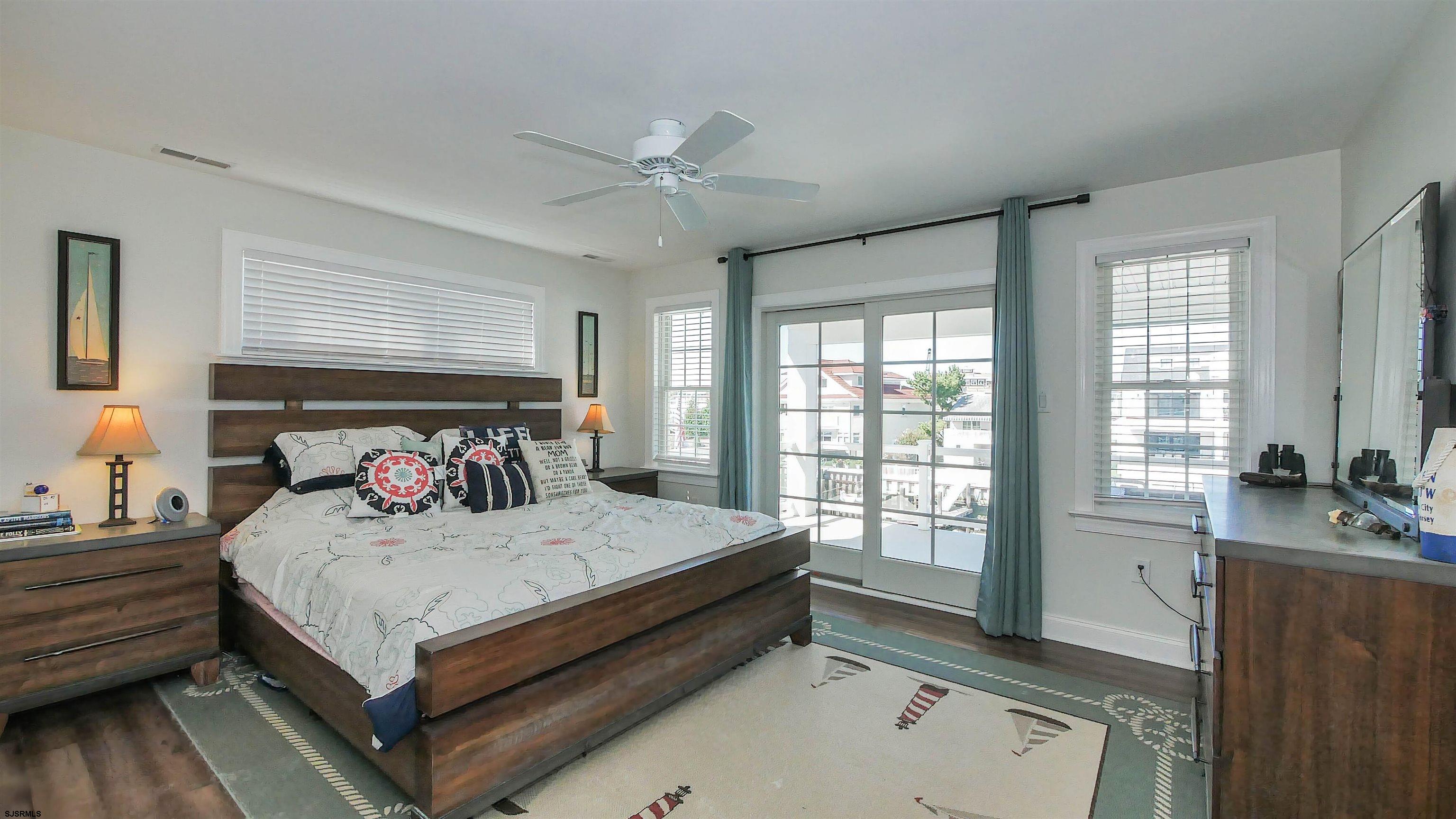 8 Tobago Ln