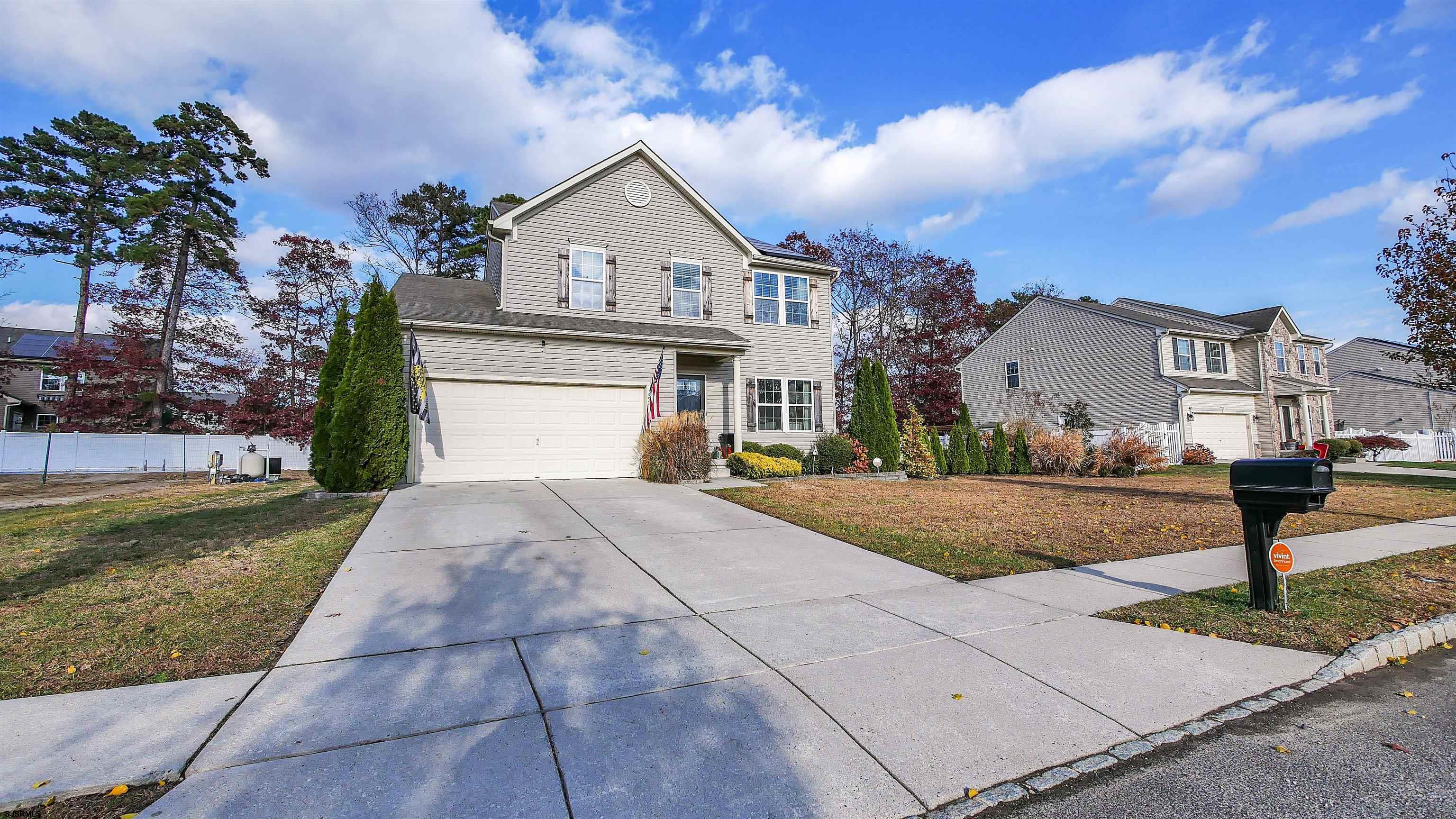 54 Shoreline Rd