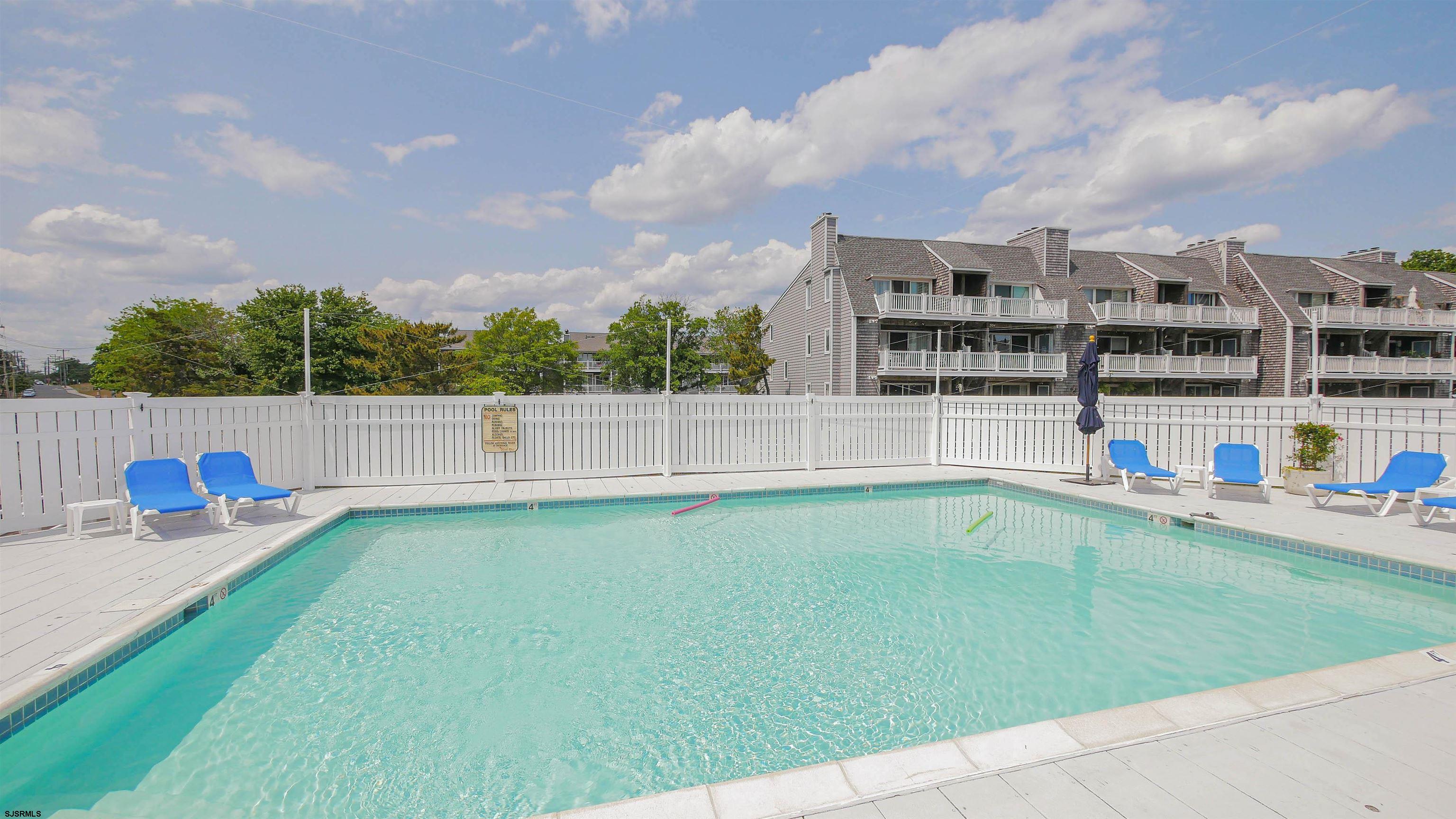 407 Harbour Cove Unit: 407