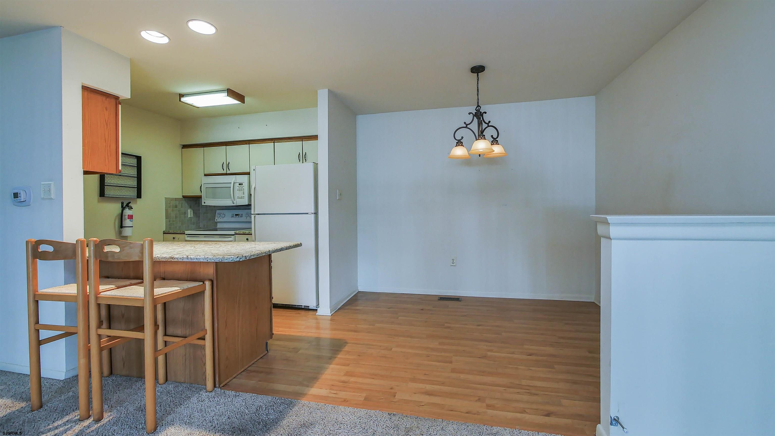 407 Harbour Cove Unit: 407