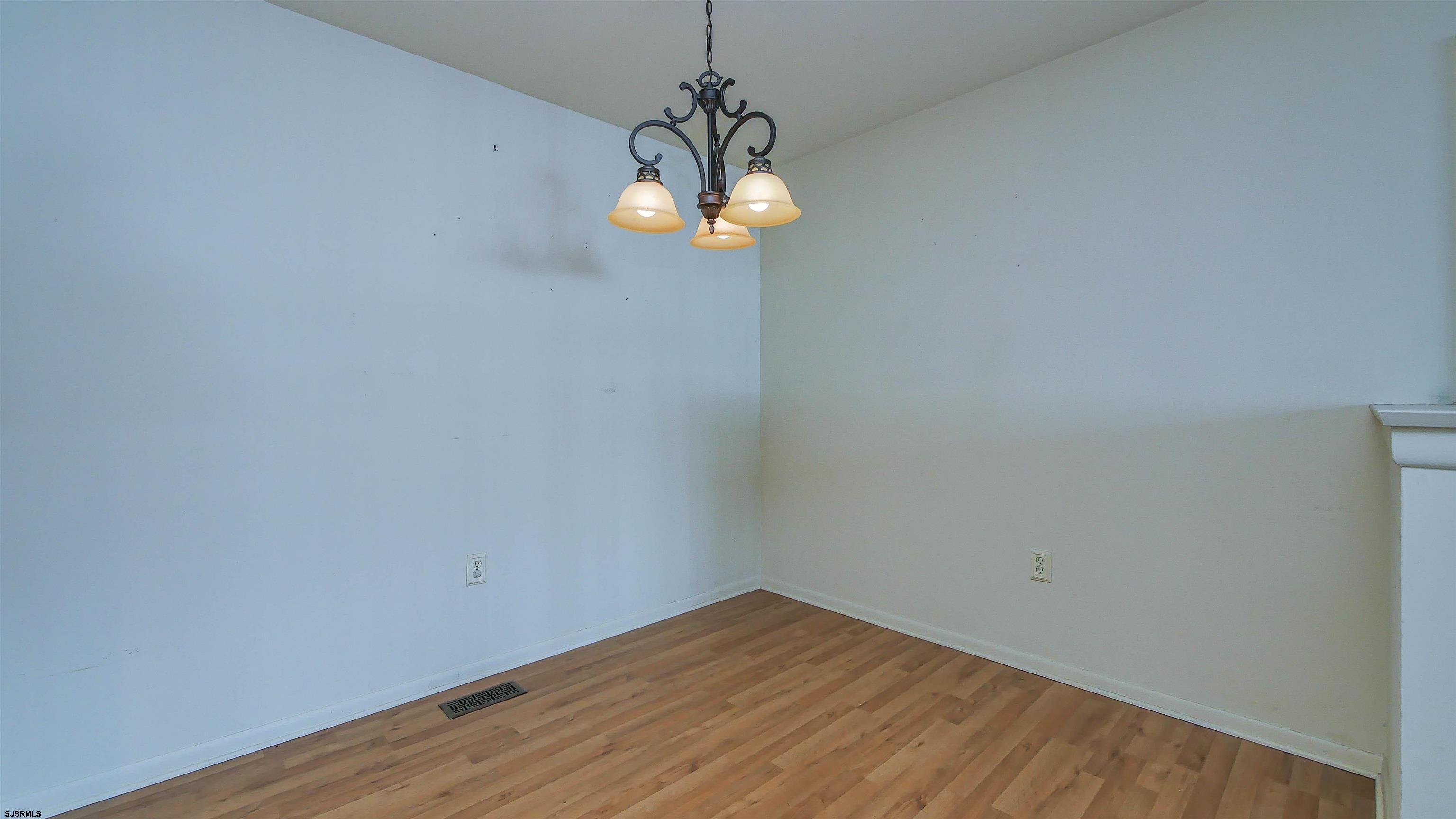 407 Harbour Cove Unit: 407