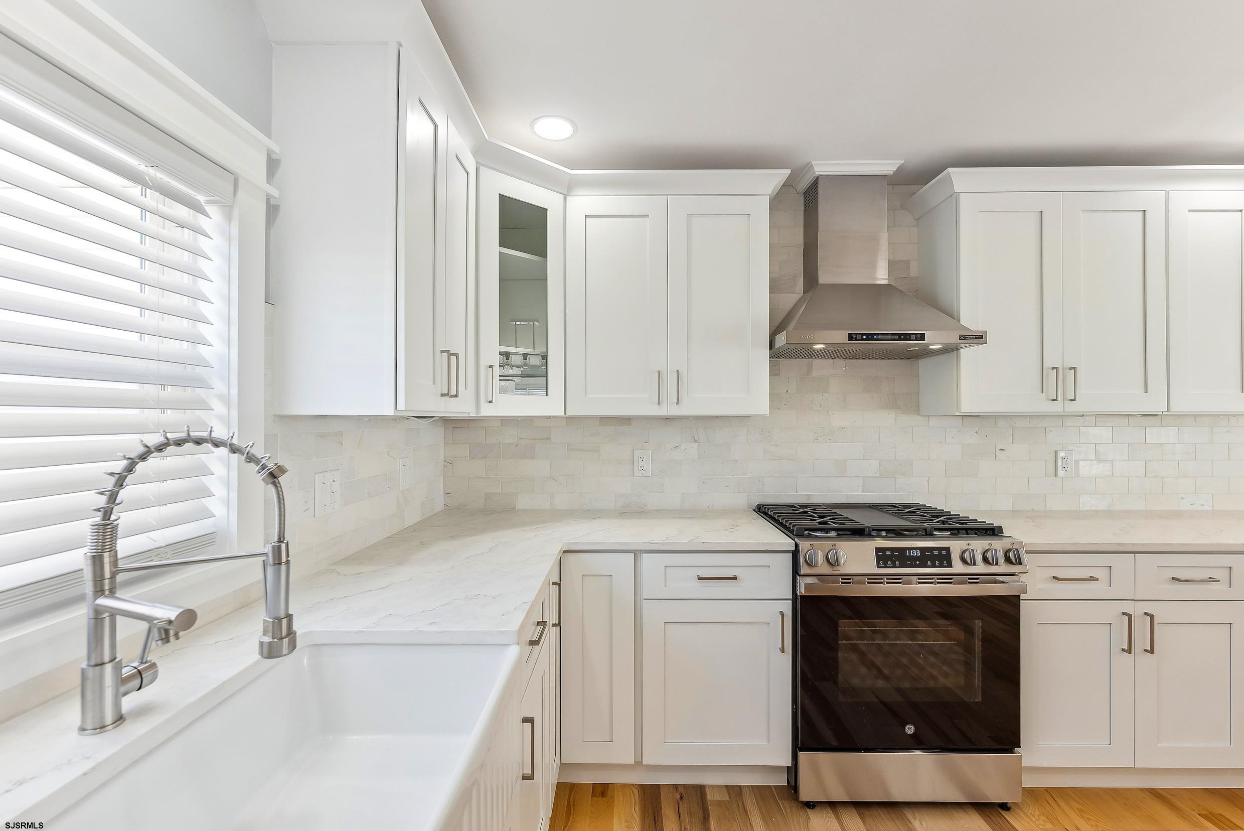 10 W 28th Street
