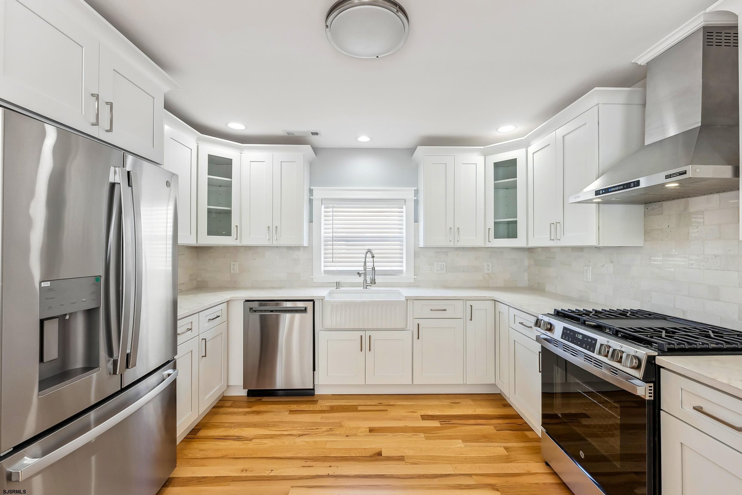 10 W 28th Street